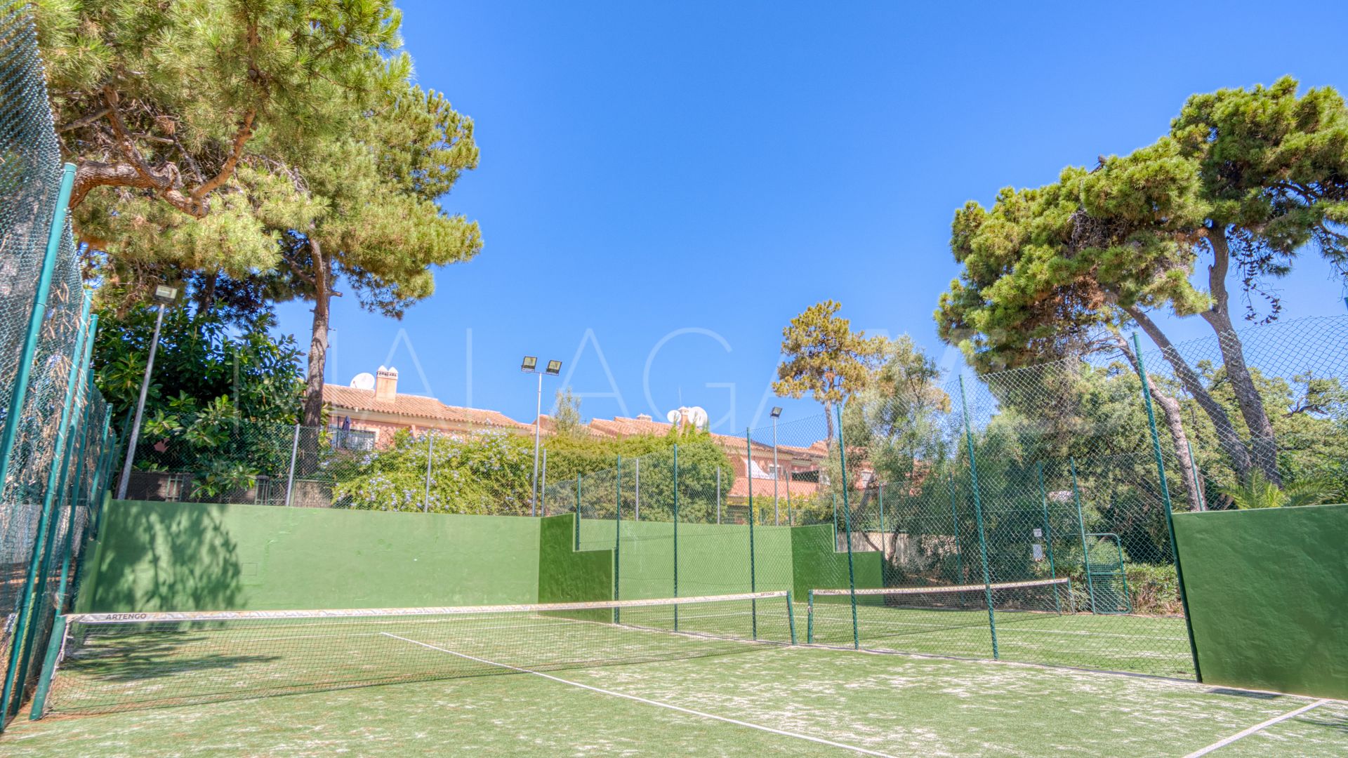 Appartement rez de chaussée for sale in Marbella Est