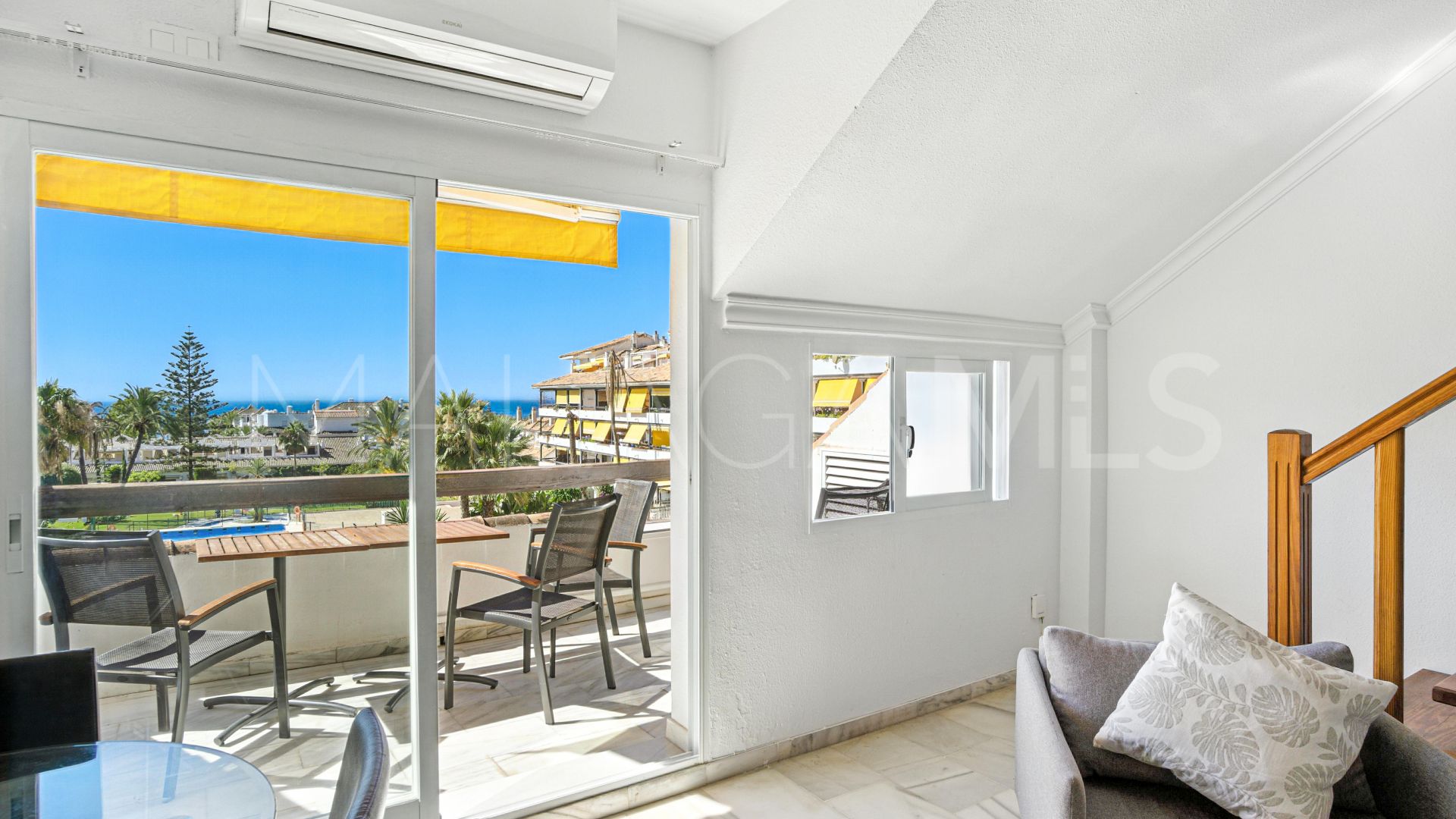 Zweistöckiges penthouse for sale in La Carolina