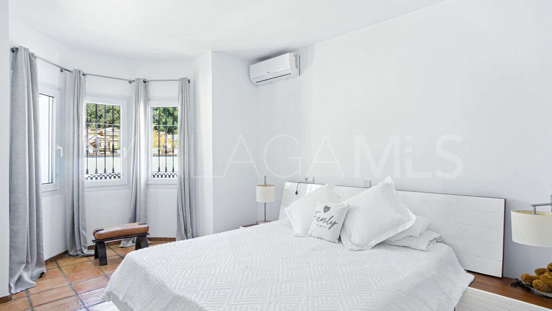 Villa for sale in Valle Romano
