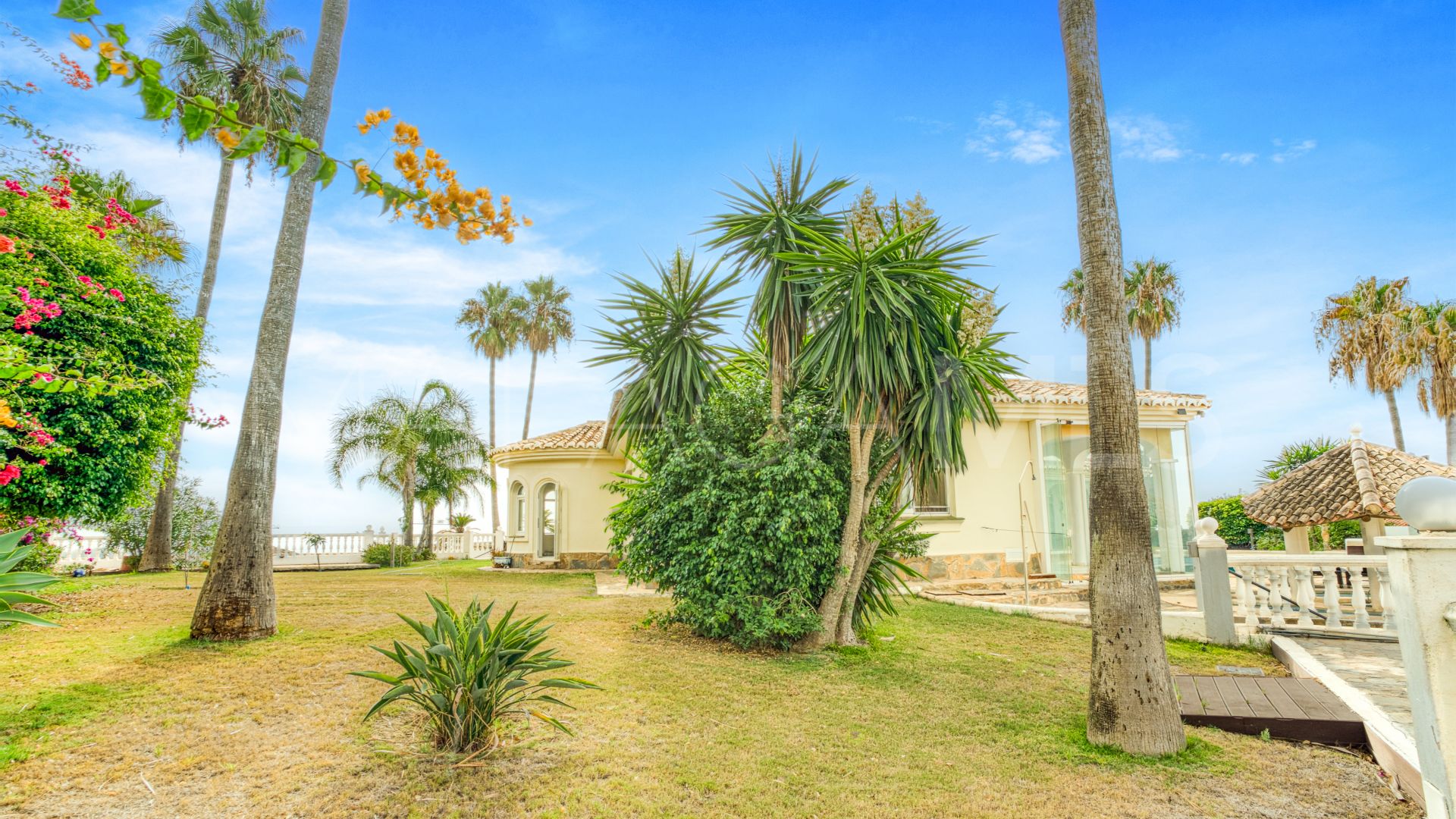Villa with 5 bedrooms for sale in El Chaparral