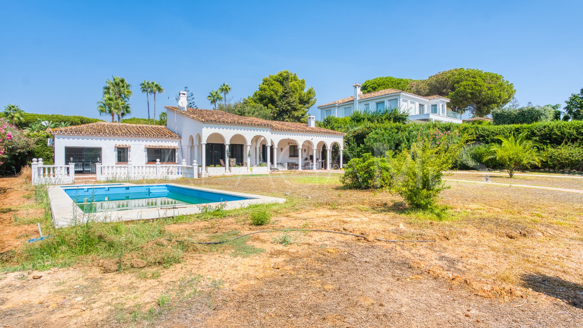 Villa for sale in Hacienda las Chapas