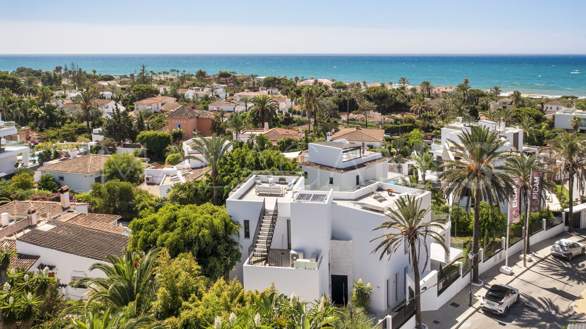 5 bedrooms villa for sale in Marbesa