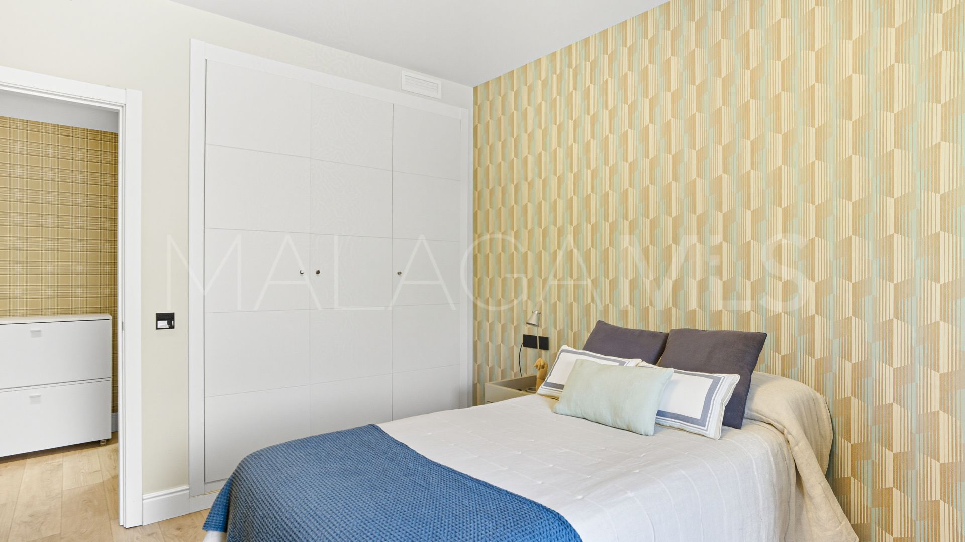 Mirador de Estepona Hills, apartamento with 3 bedrooms for sale