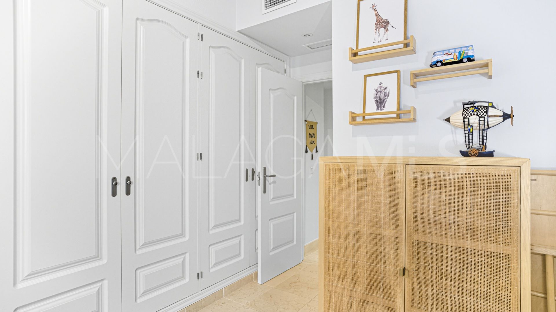 Buy apartamento planta baja in Benatalaya
