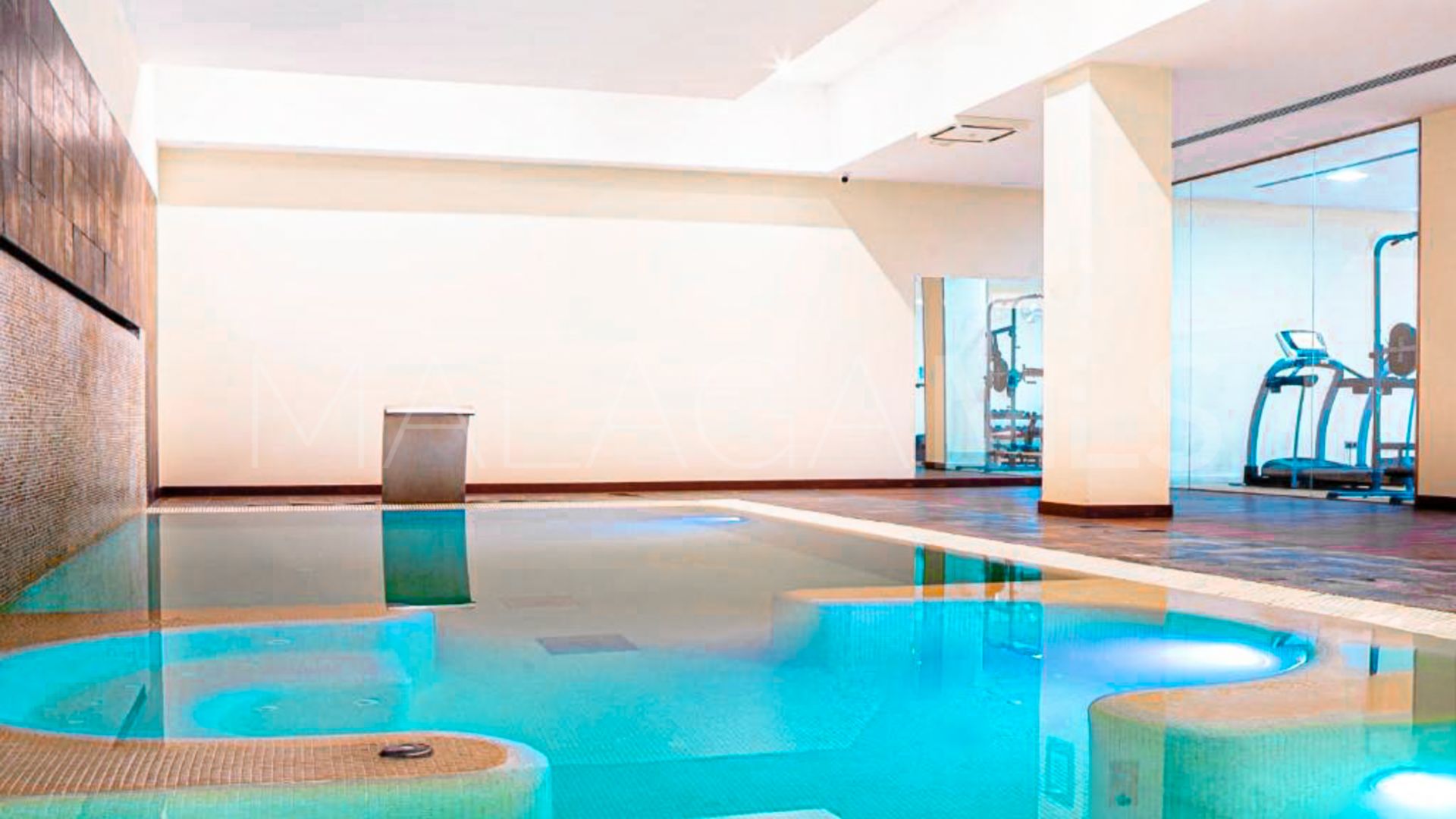 Buy apartamento planta baja in Benatalaya