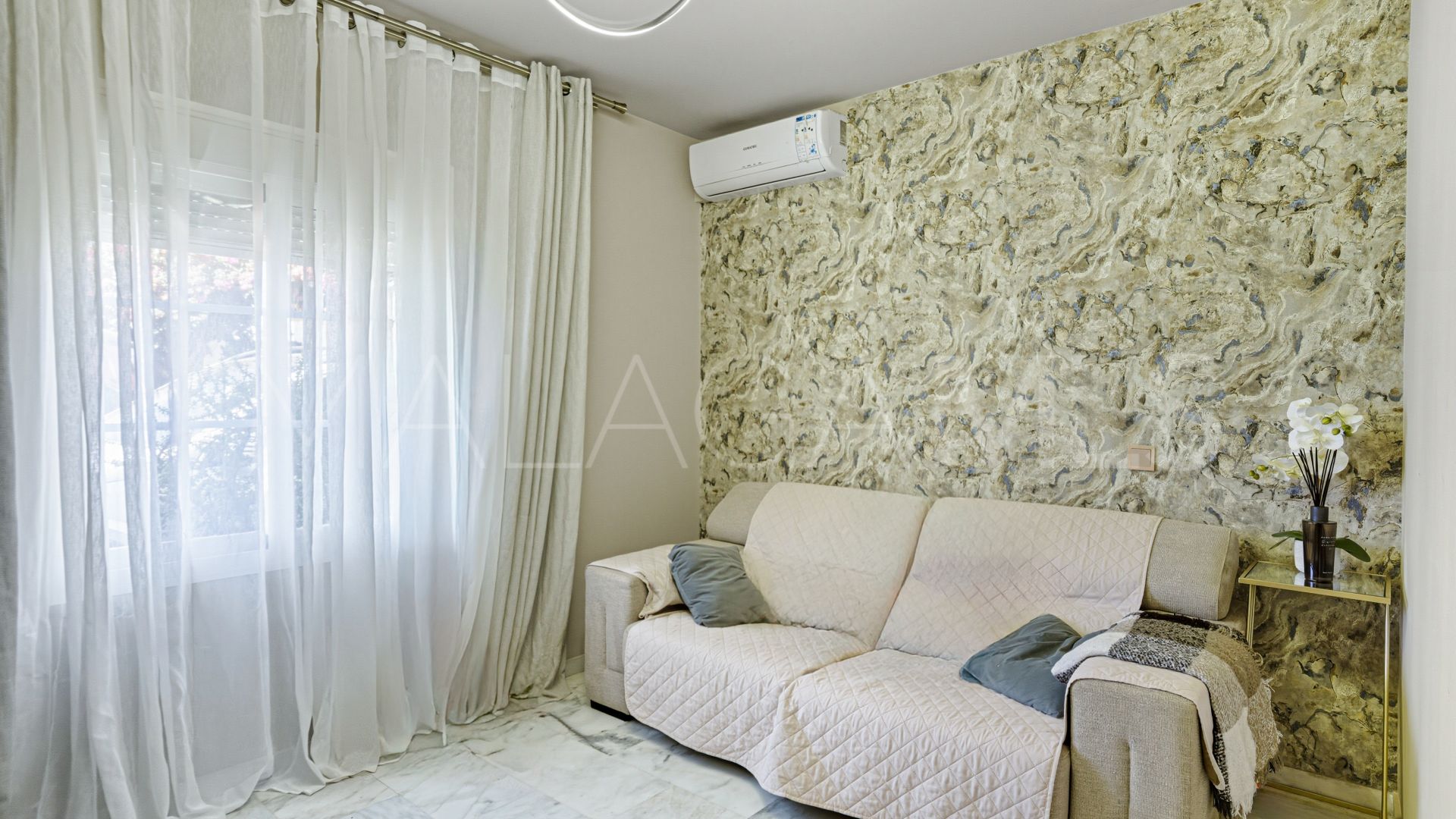 Villa for sale in Guadalmina Alta