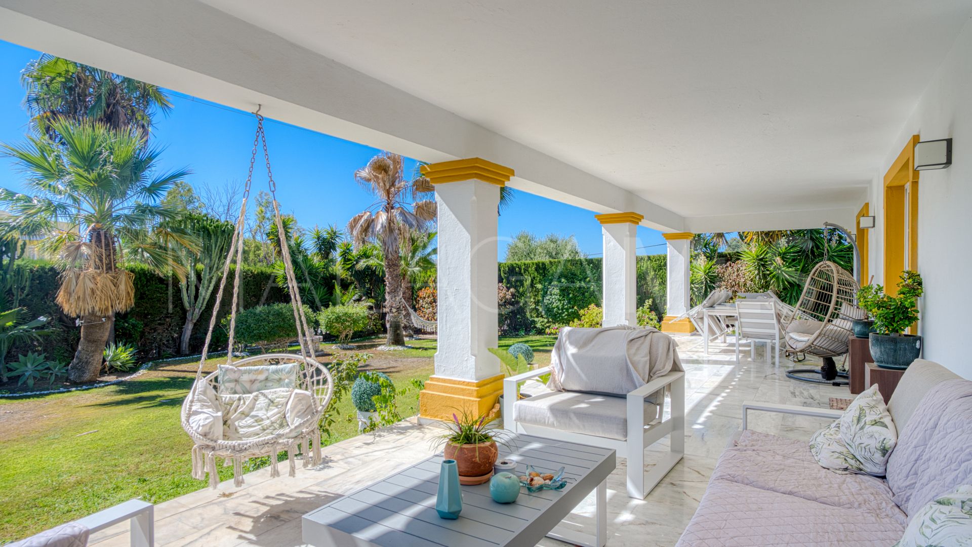 Villa for sale in Guadalmina Alta
