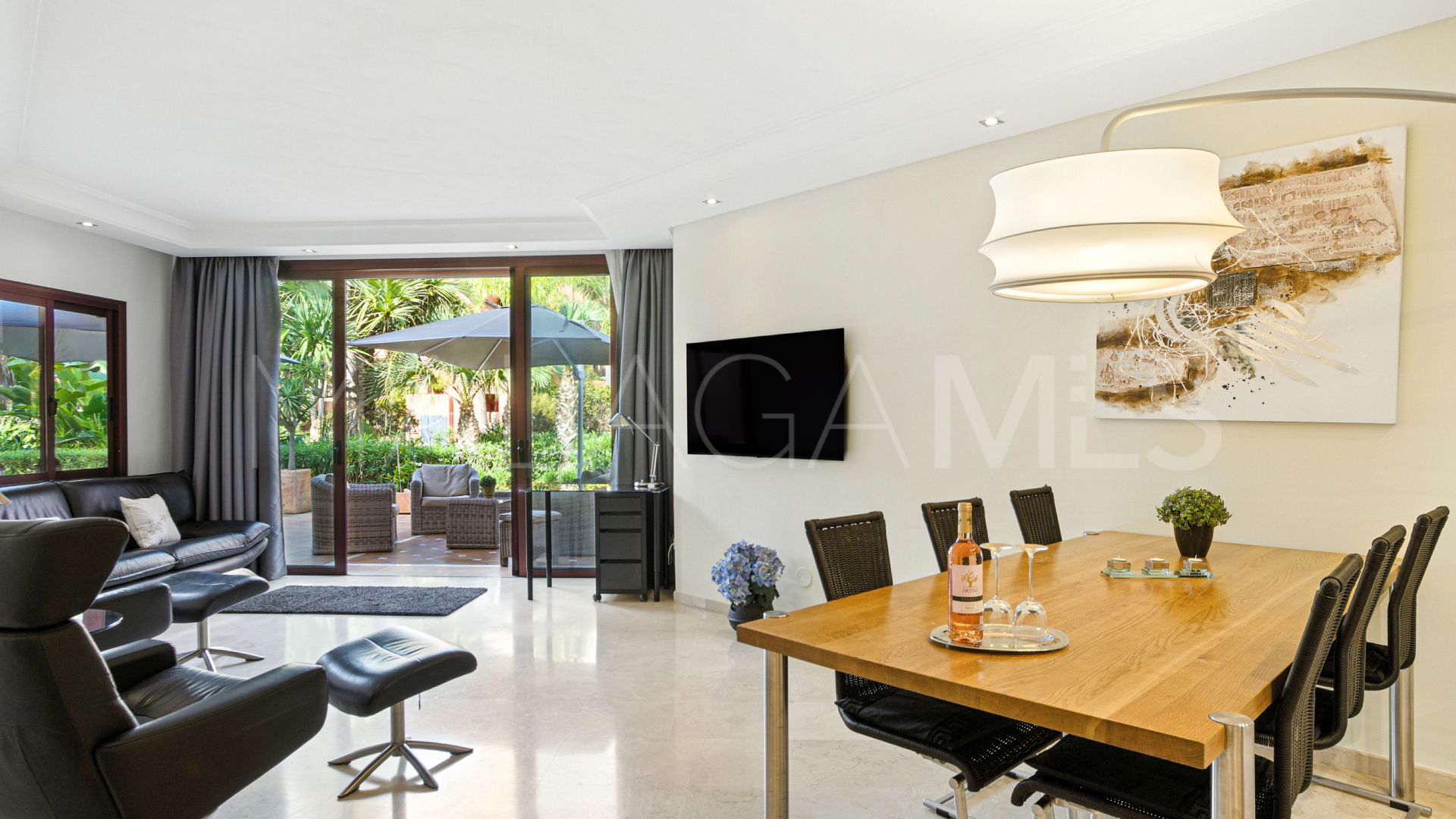 Appartement rez de chaussée for sale in Menara Beach