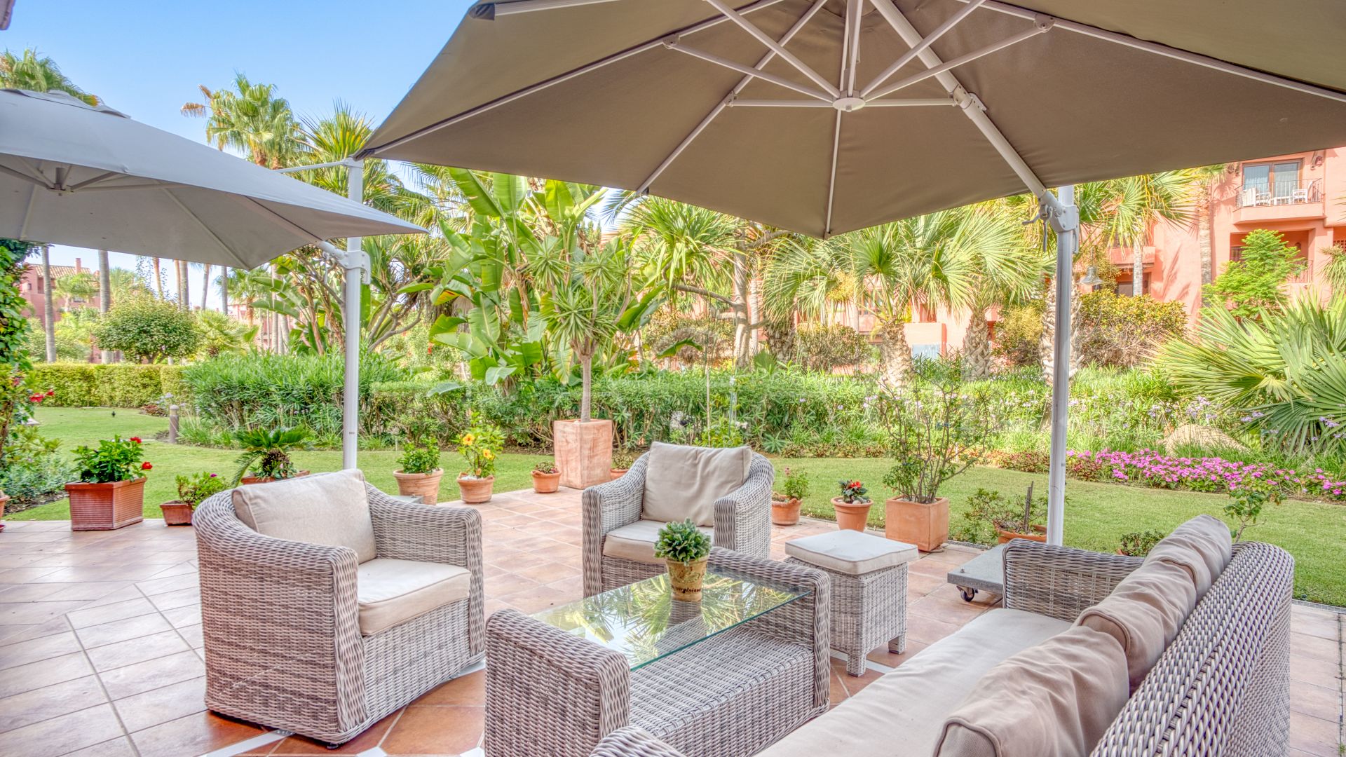 Appartement rez de chaussée for sale in Menara Beach