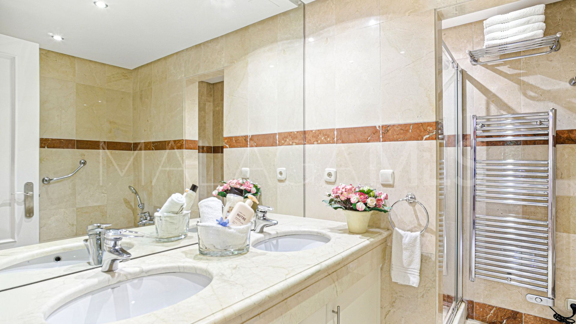 Appartement rez de chaussée for sale in Menara Beach
