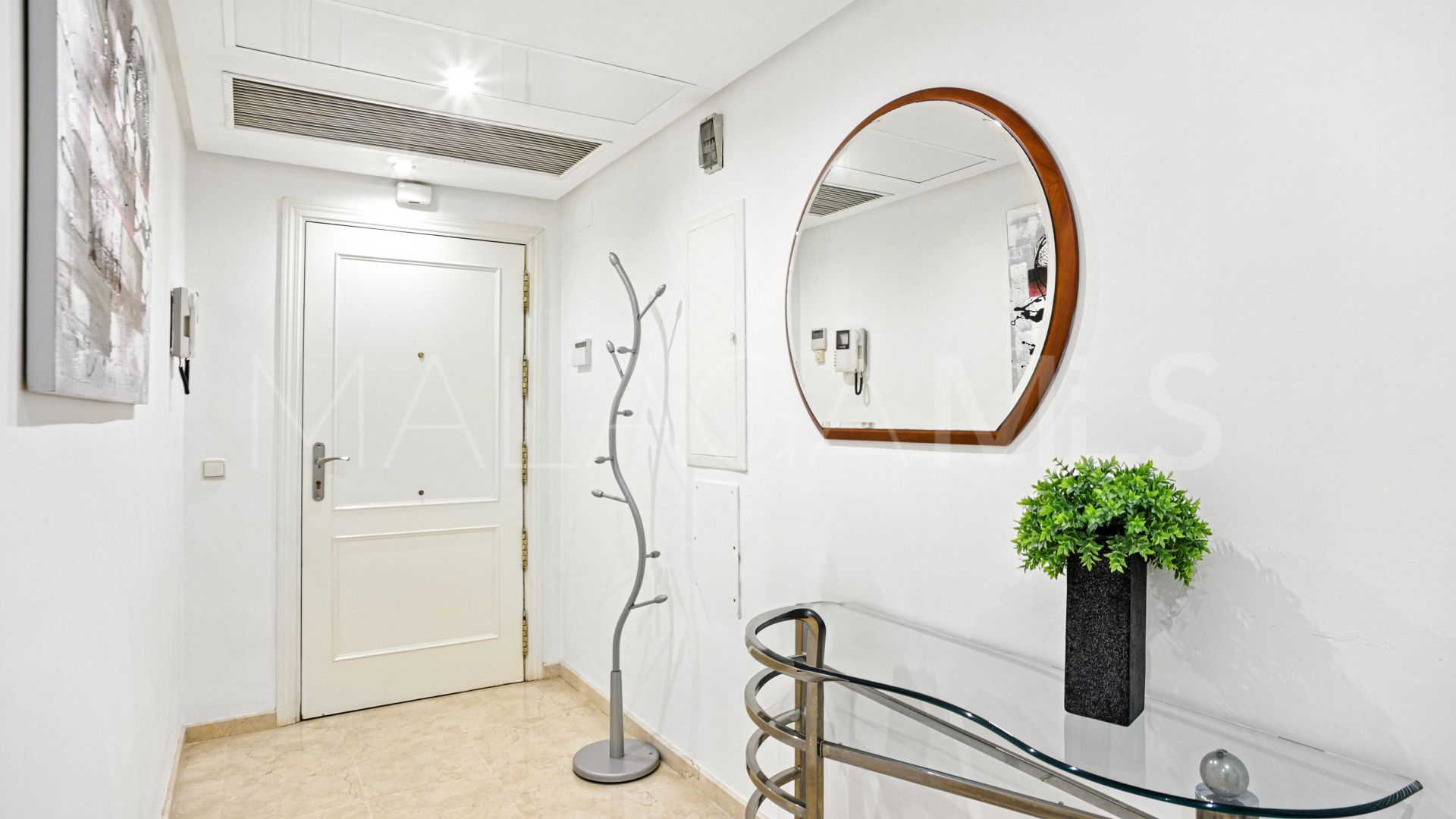 Appartement rez de chaussée for sale in Menara Beach
