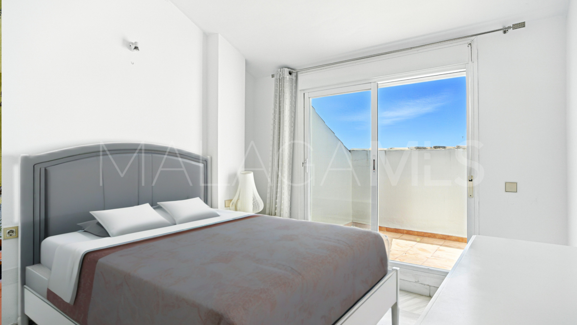 Appartement terrasse for sale in Los Pinos de Nagüeles