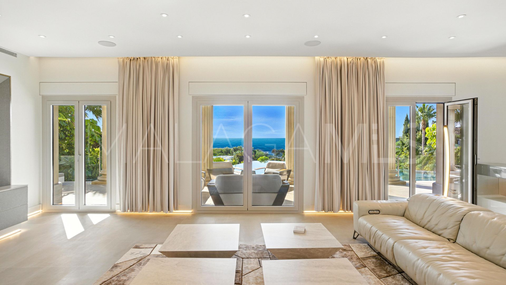 Villa for sale in Sierra Blanca