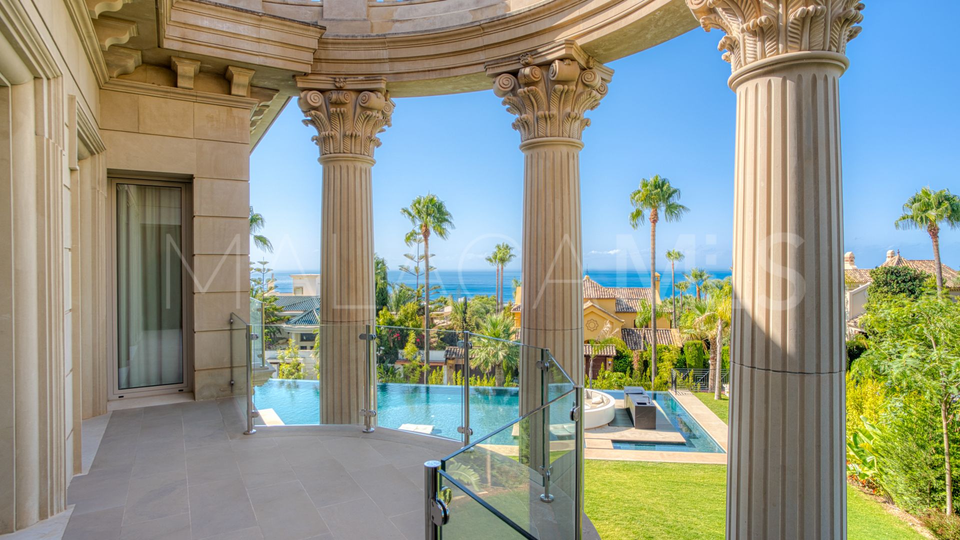 Villa for sale in Sierra Blanca