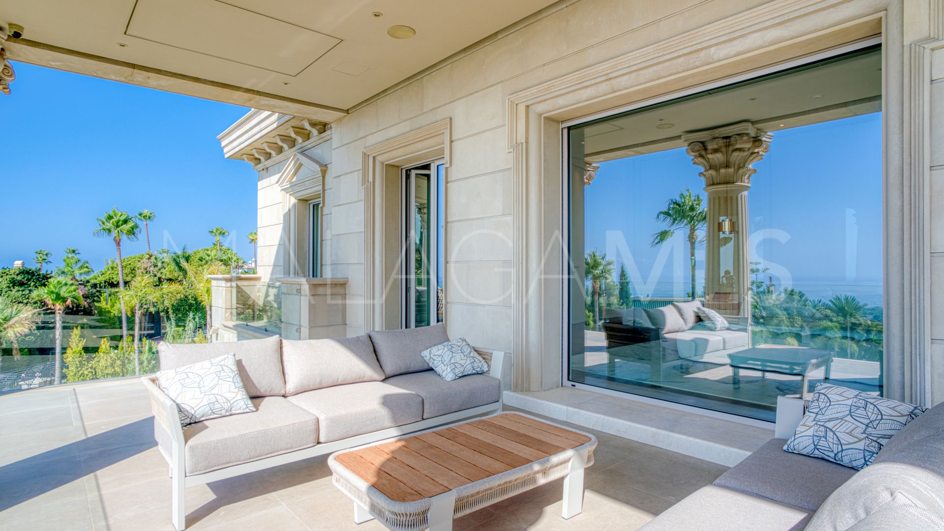 Villa for sale in Sierra Blanca