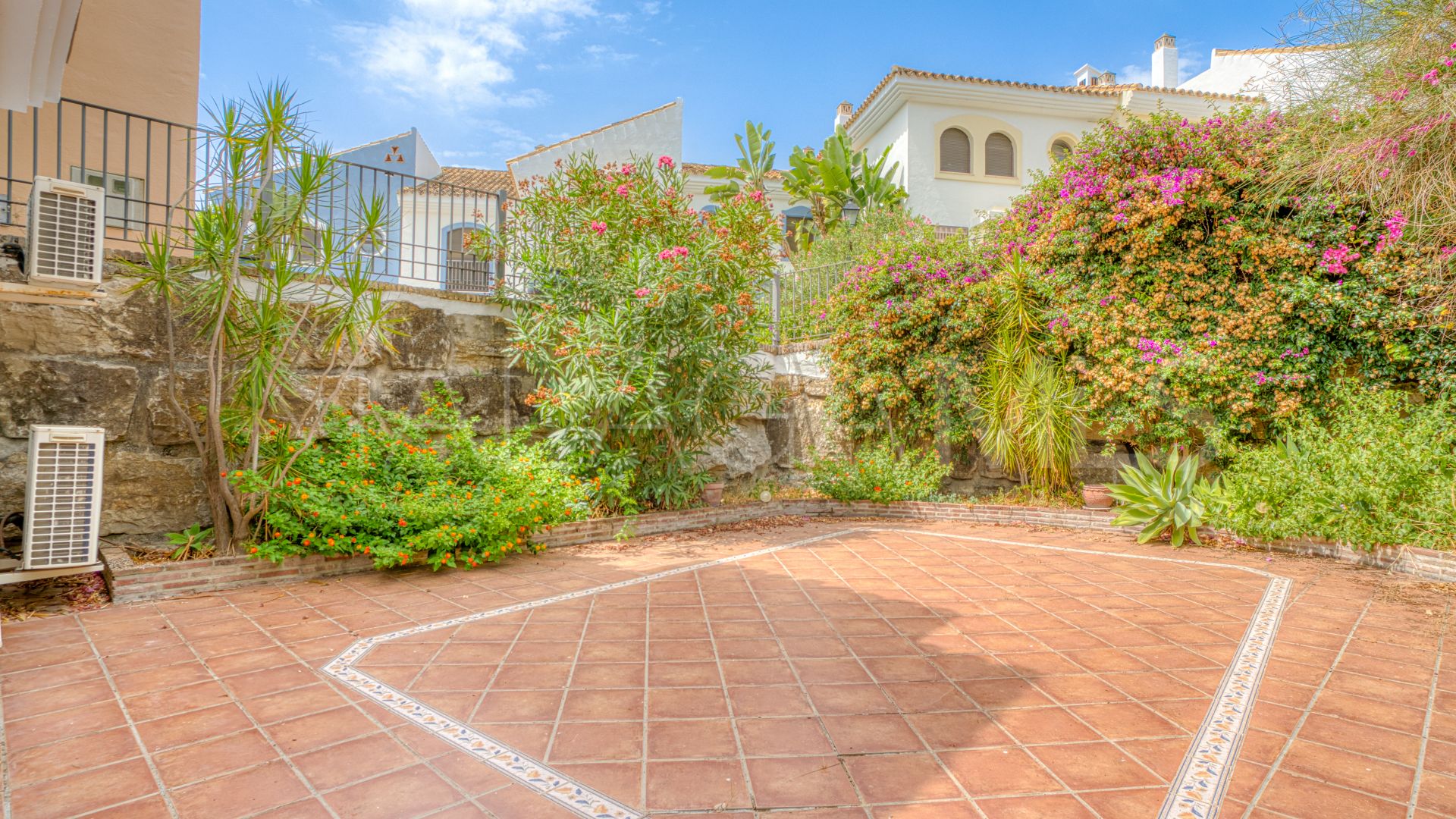 Reihenhaus for sale in Los Arqueros
