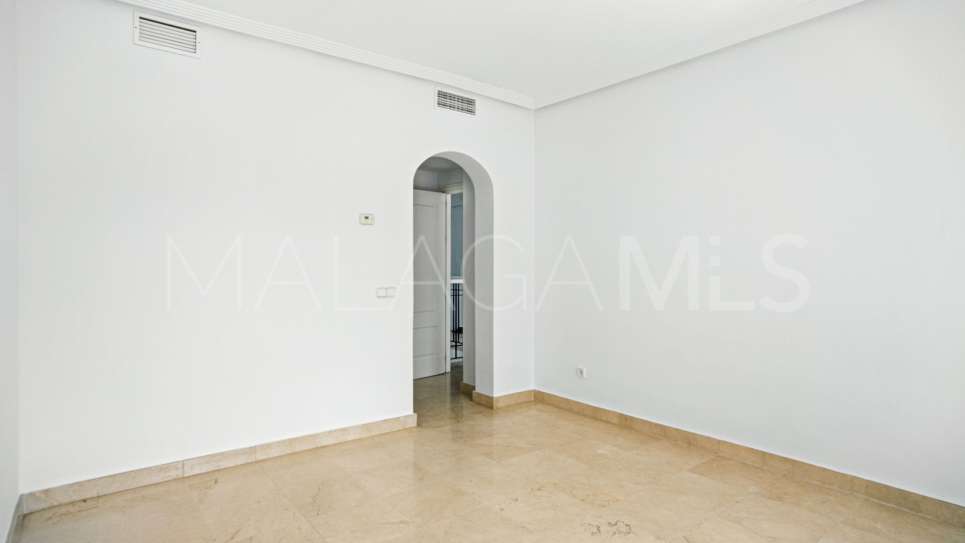 Reihenhaus for sale in Los Arqueros