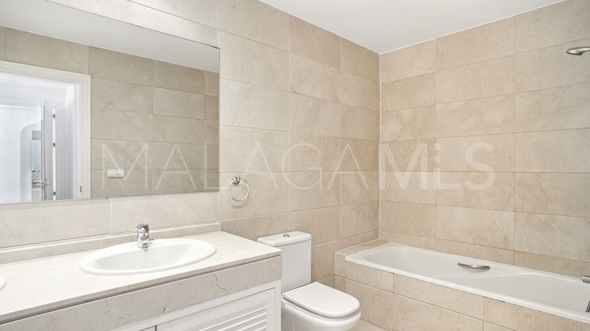 Reihenhaus for sale in Los Arqueros
