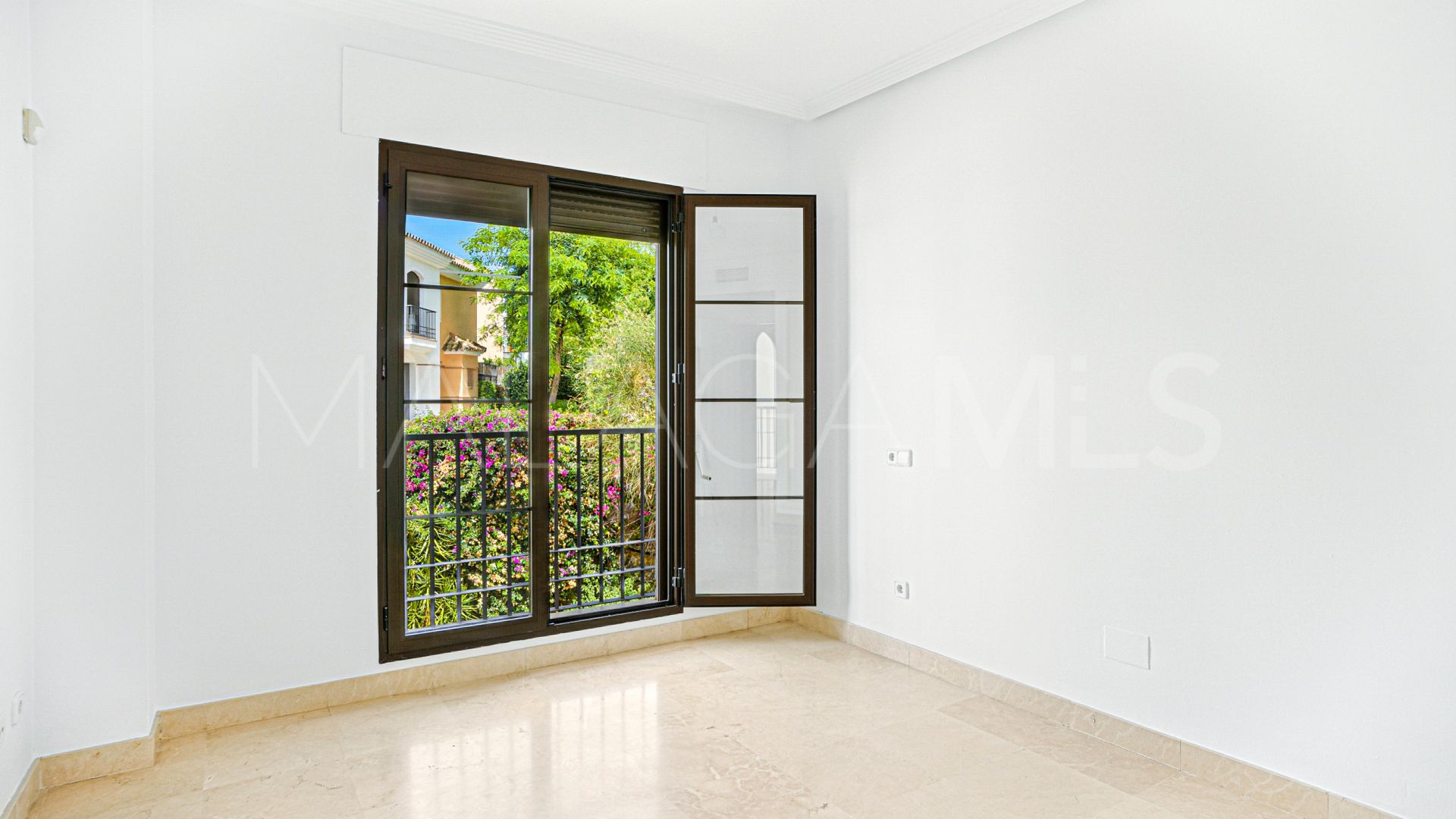 Reihenhaus for sale in Los Arqueros