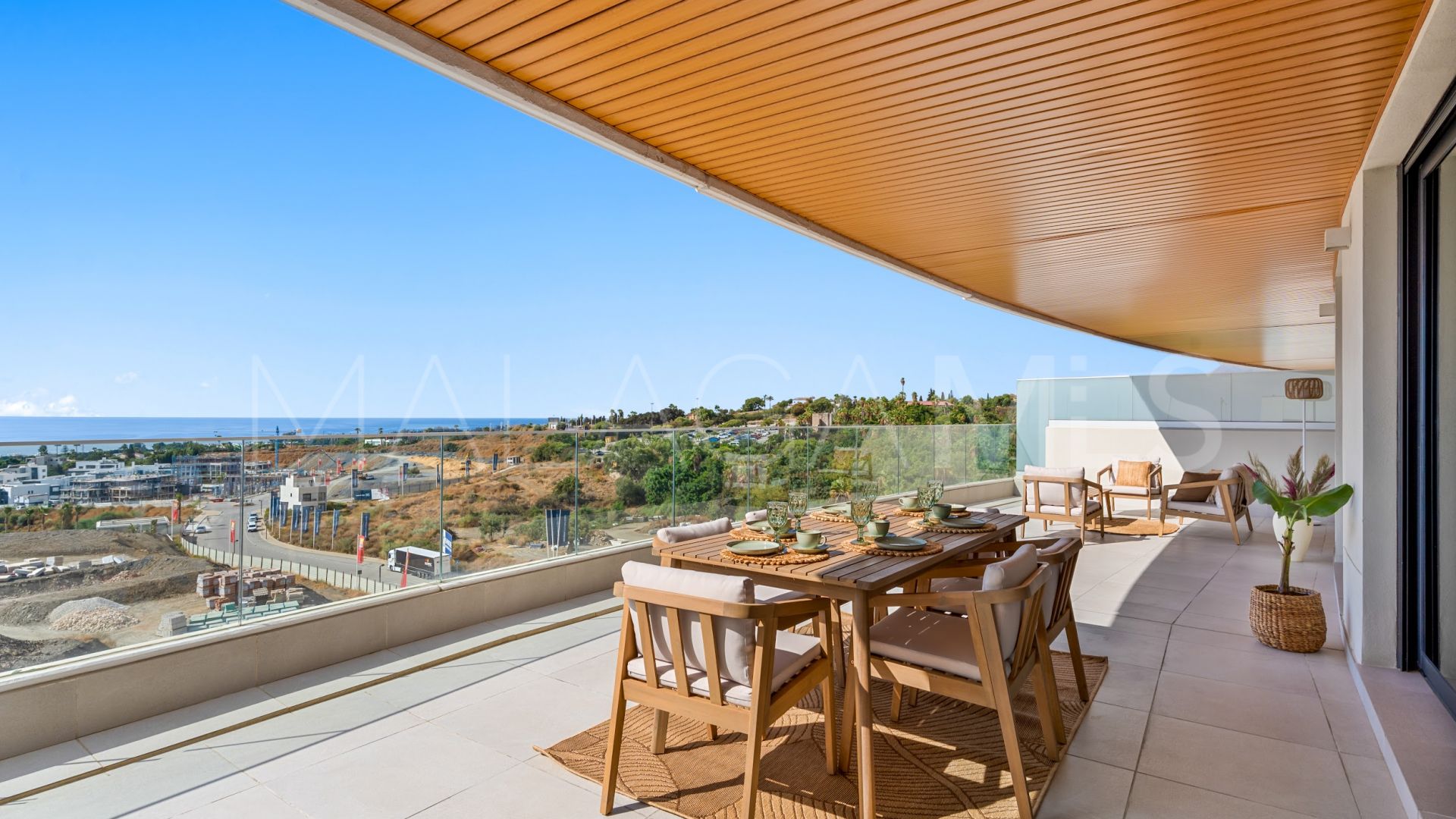 Apartamento planta baja a la venta in Estepona Este