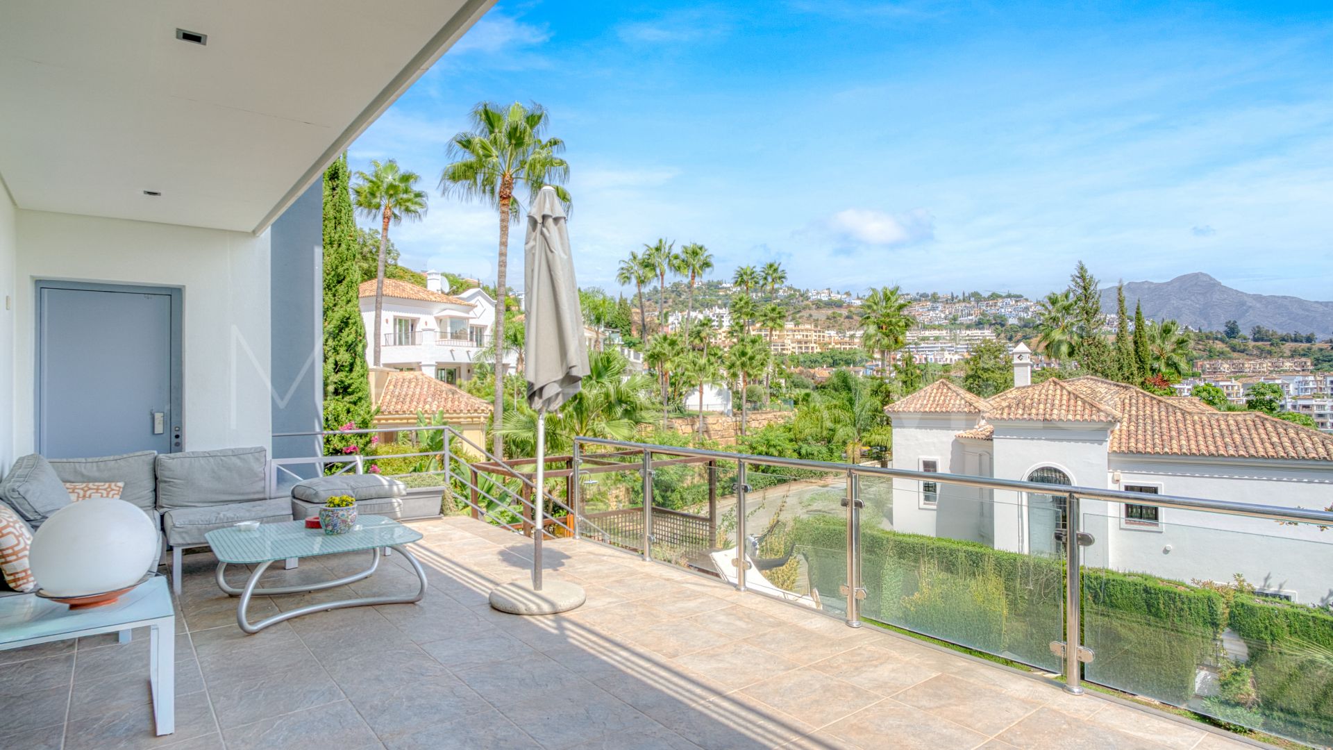 Villa for sale in Los Arqueros