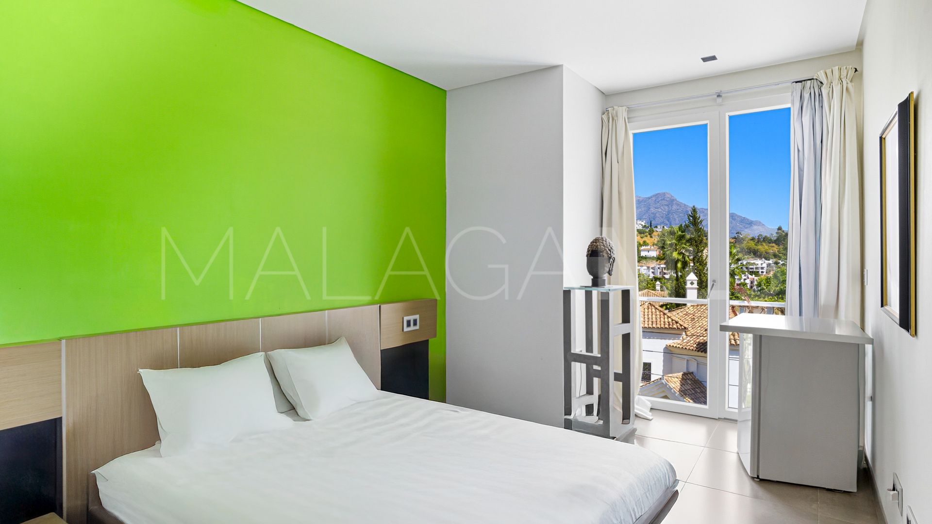 Villa for sale in Los Arqueros