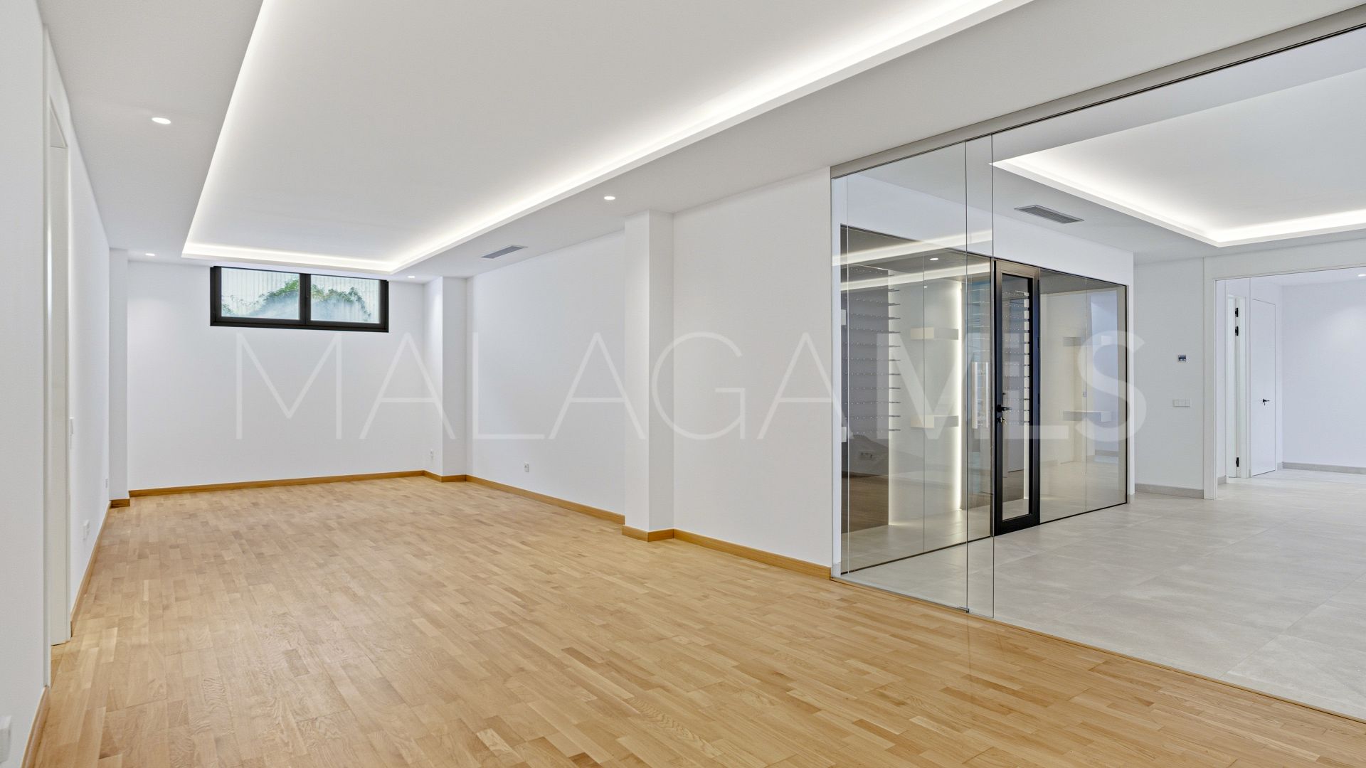 Villa for sale in Marbella Golden Mile