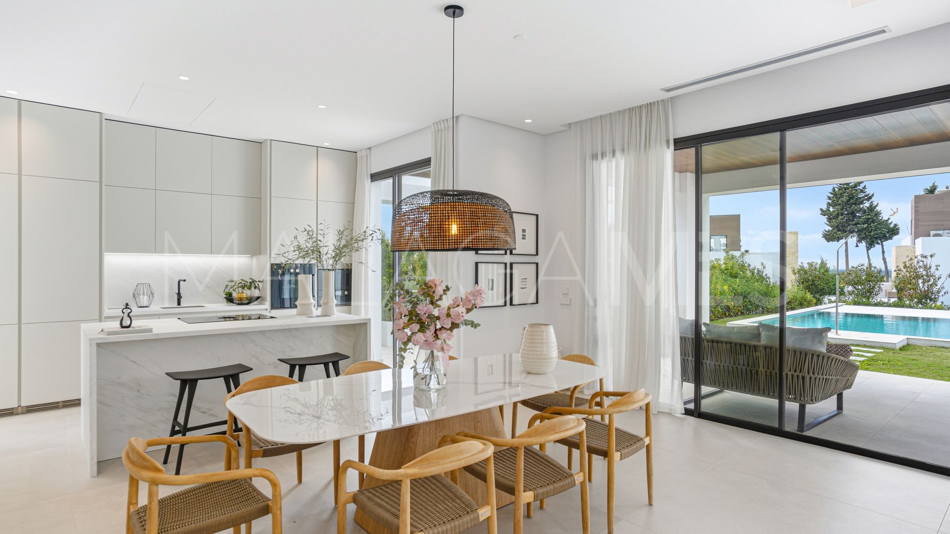 Villa for sale in Marbella Golden Mile