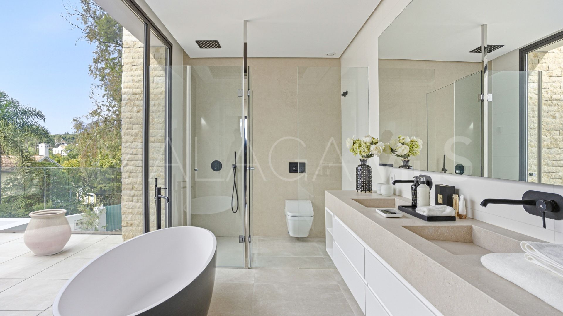 Villa for sale in Marbella Golden Mile