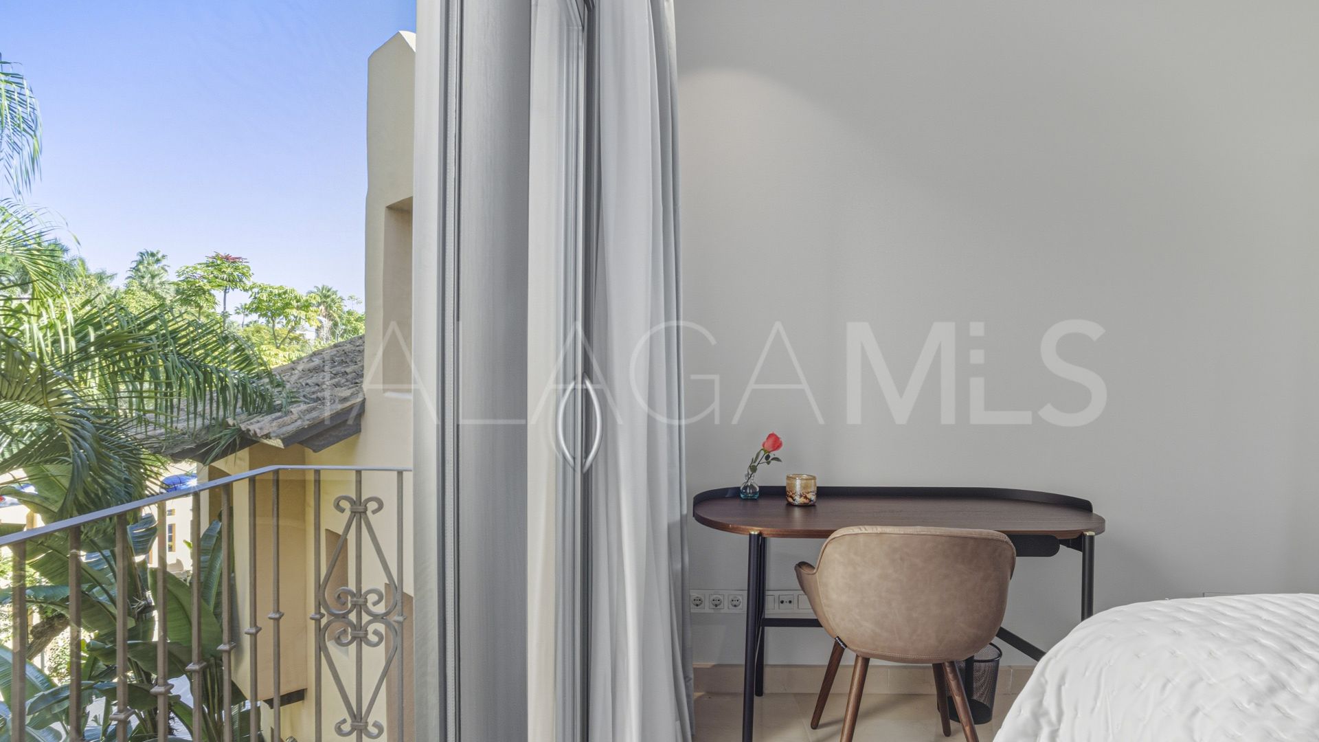 Appartement terrasse for sale in Mansion Club