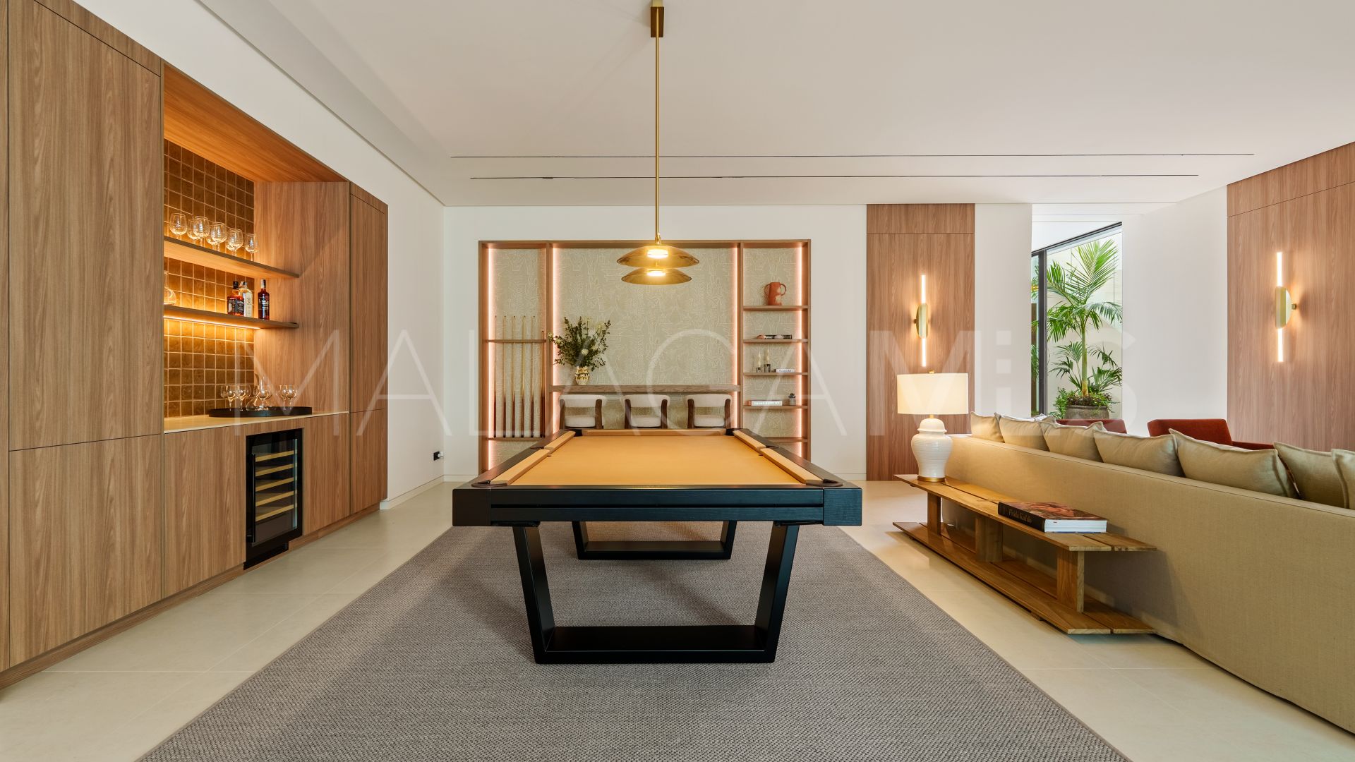 Villa de 5 bedrooms a la venta in Las Lomas del Marbella Club