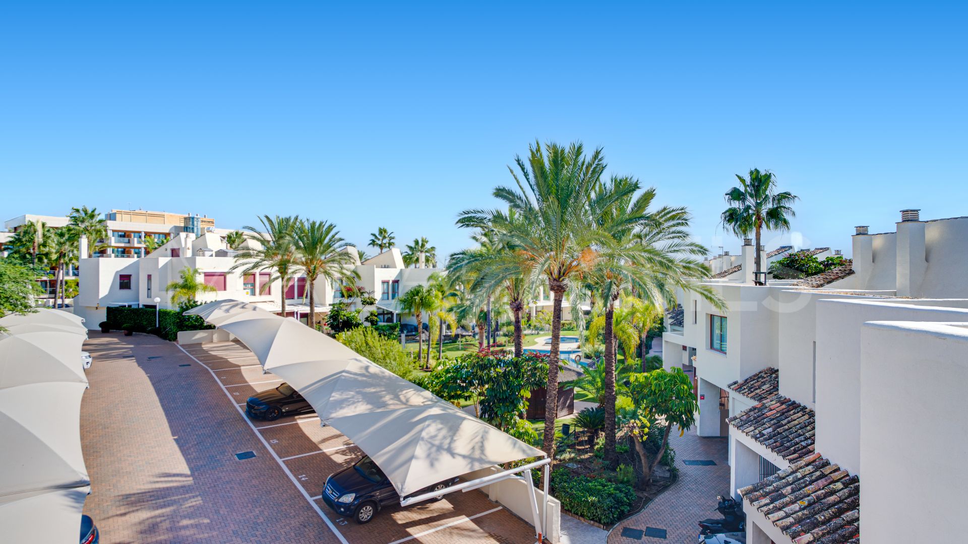 Maison de ville for sale in Cancelada