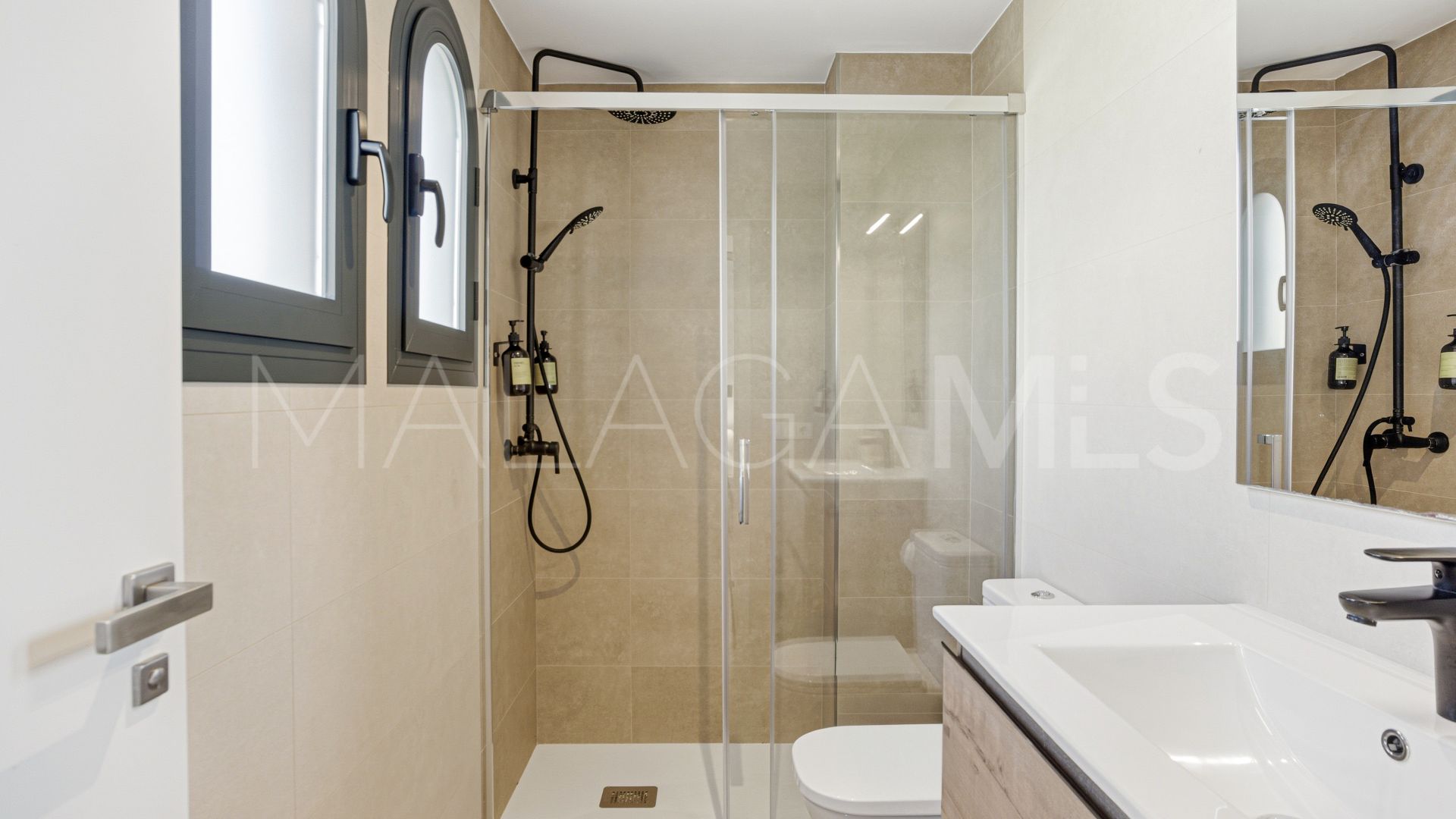 Reihenhaus for sale in Agra Residencial