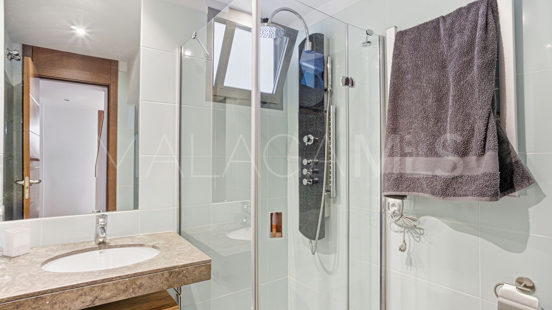 Duplex penthouse for sale in Cala de Mijas