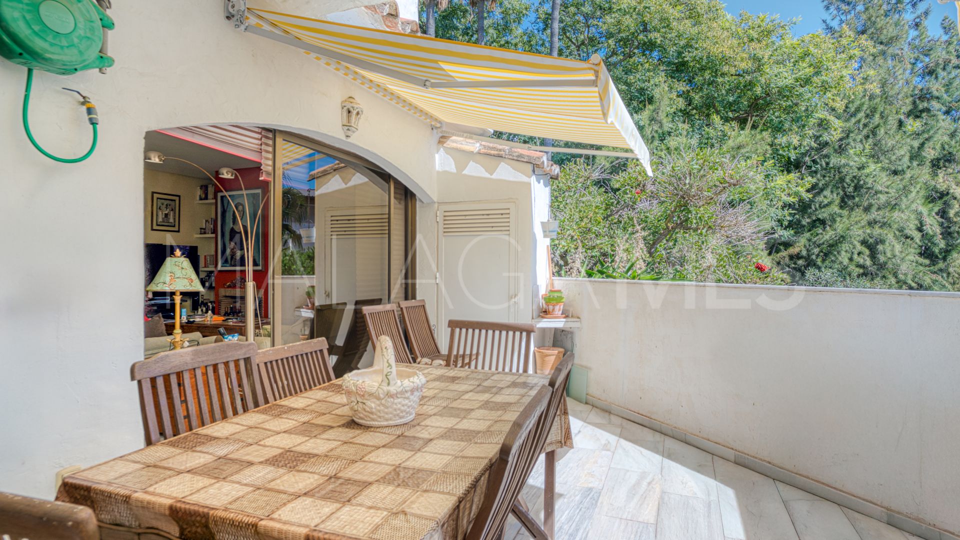 Buy apartamento in Golden Beach