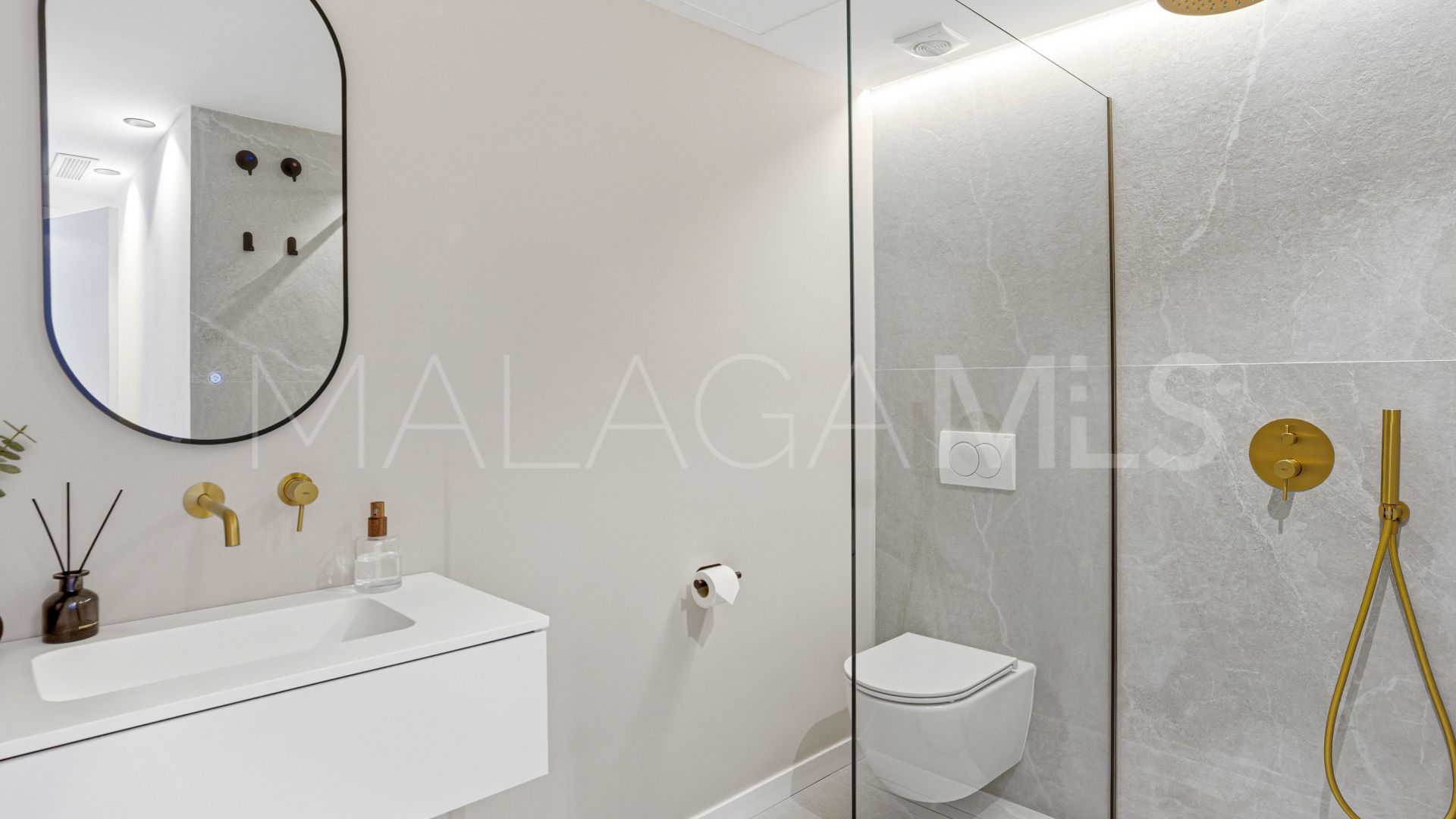 Lägenhet for sale in La Quinta Golf