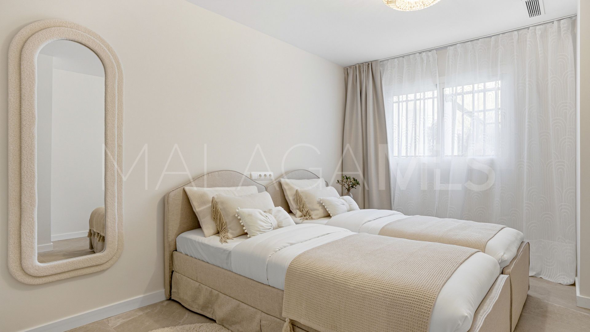 Lägenhet for sale in La Quinta Golf