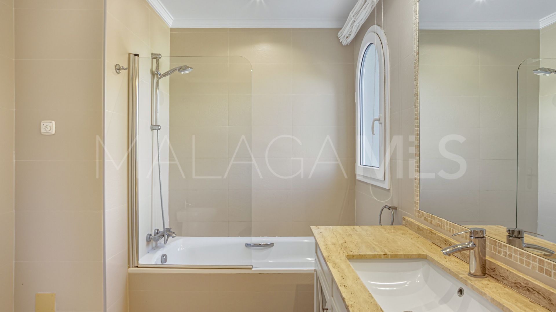 Villa for sale in Los Flamingos