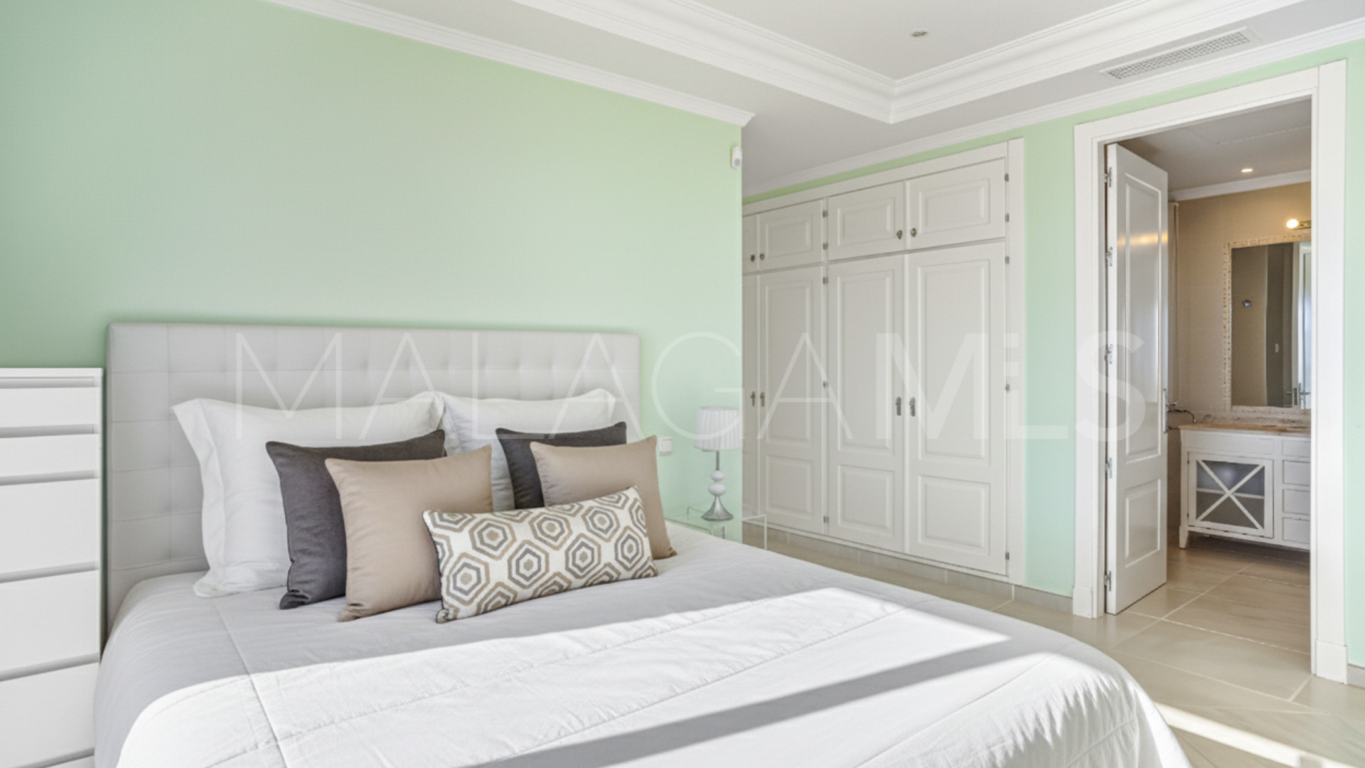 Villa for sale in Los Flamingos