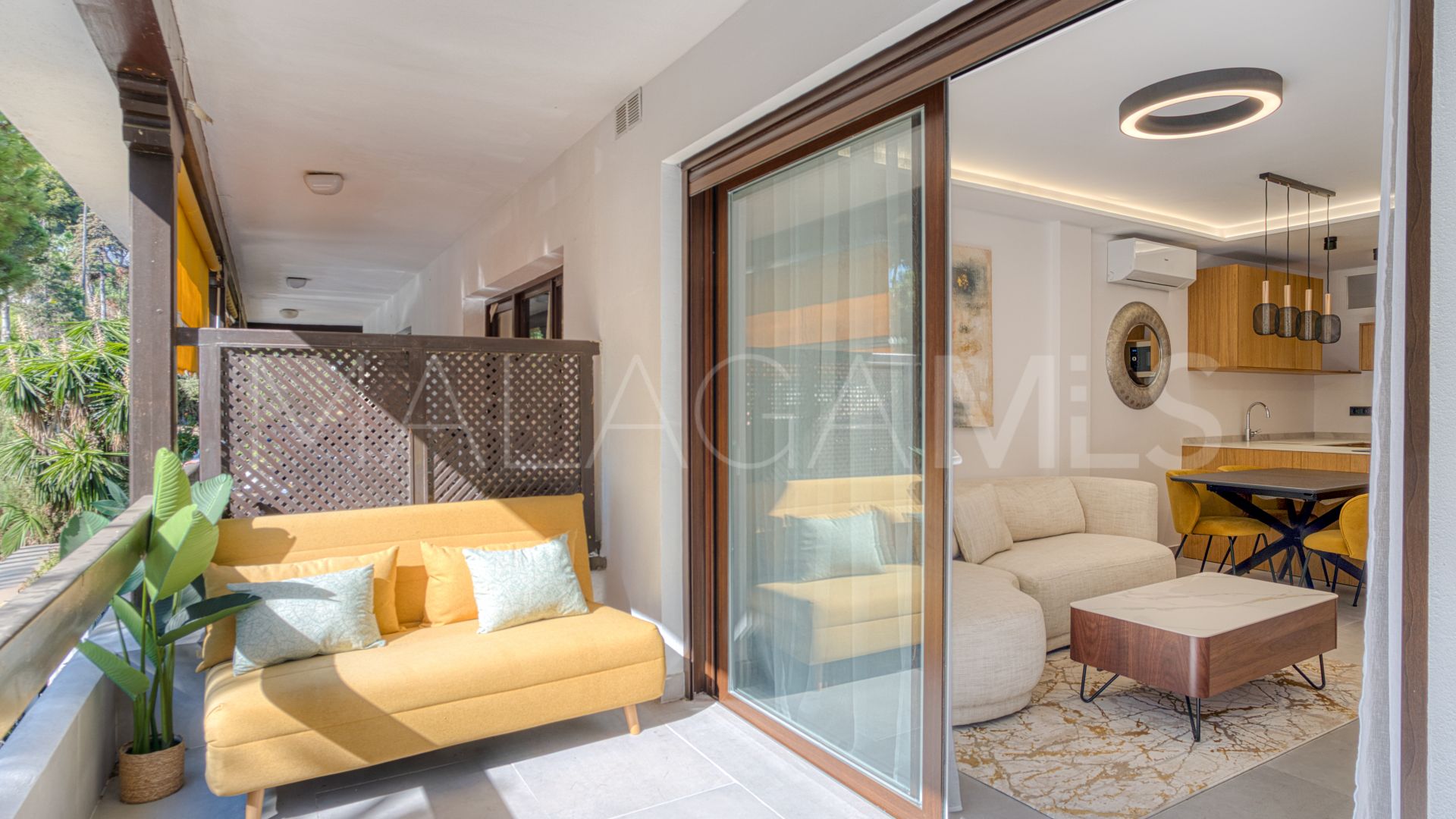 For sale 3 bedrooms apartment in La Carolina
