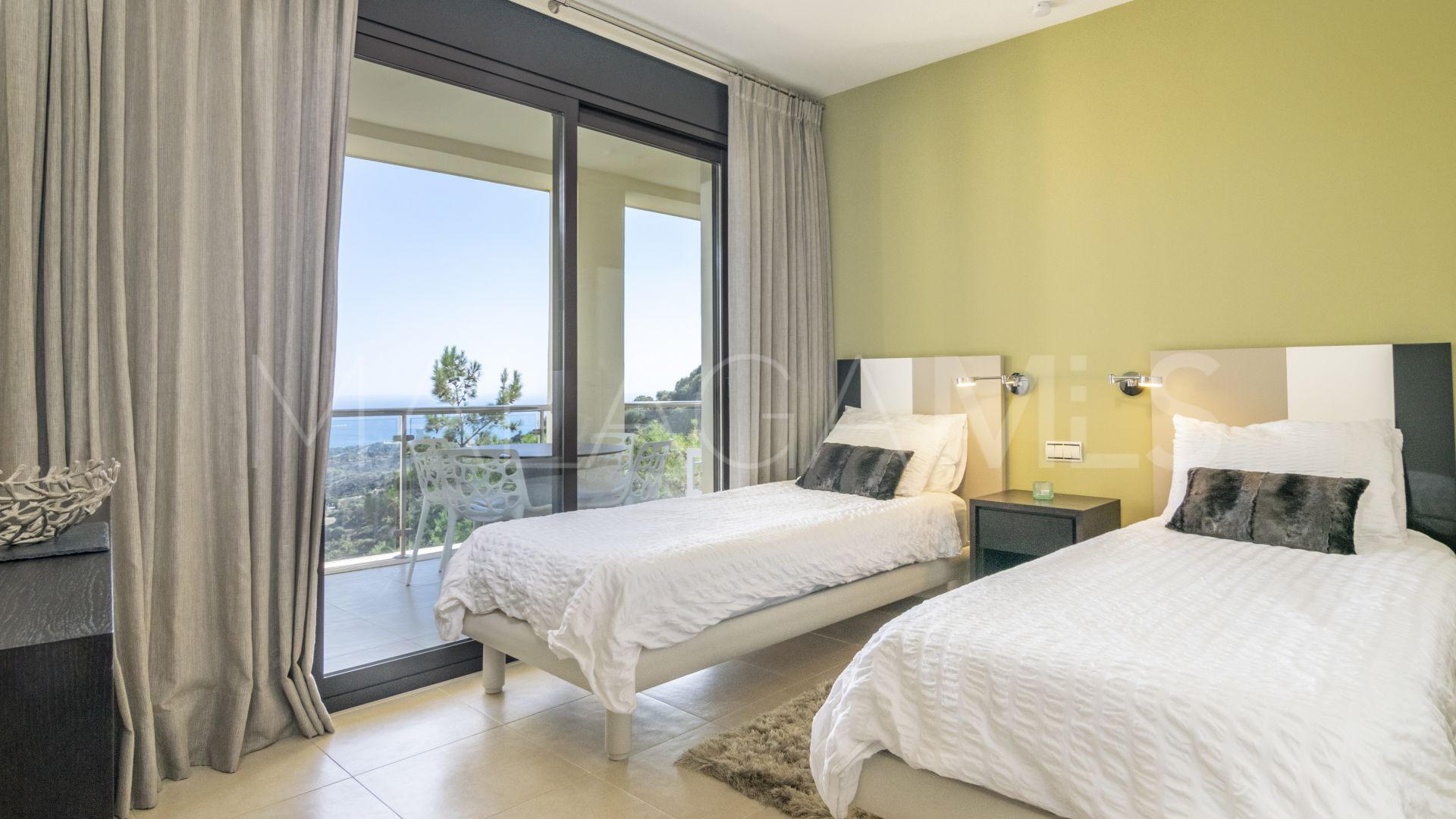 Se vende apartamento de 2 bedrooms in Samara