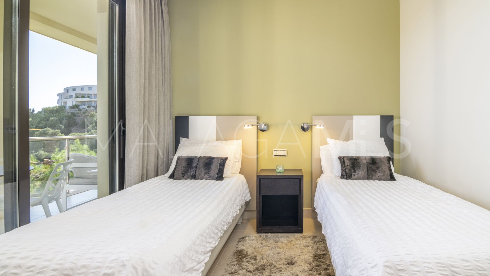 Se vende apartamento de 2 bedrooms in Samara