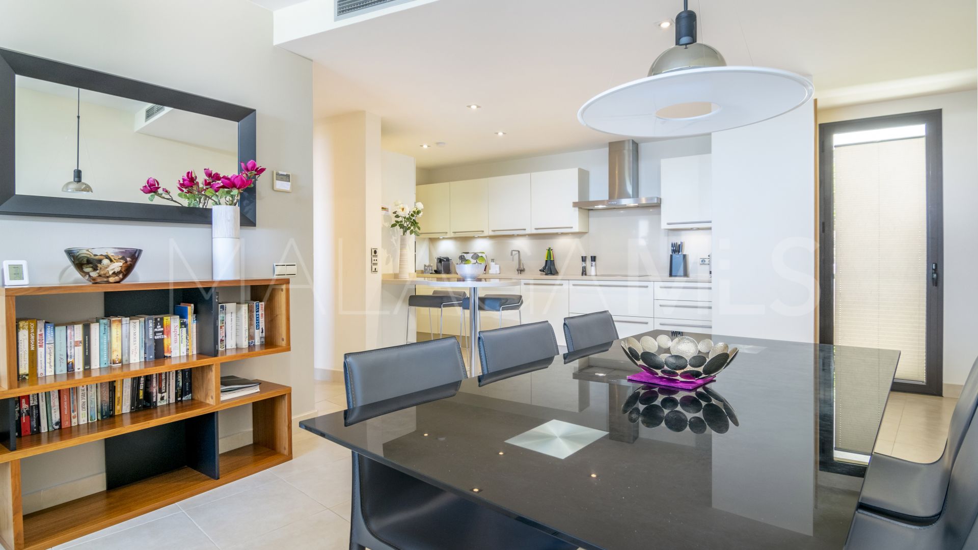 Se vende apartamento de 2 bedrooms in Samara