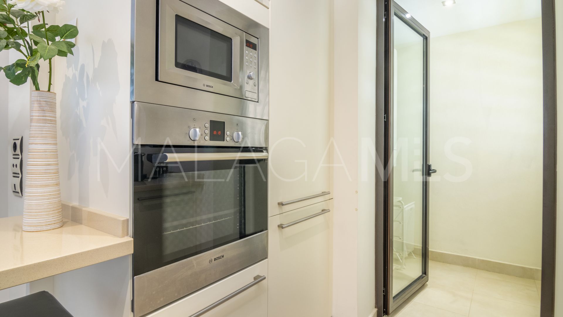 Se vende apartamento de 2 bedrooms in Samara