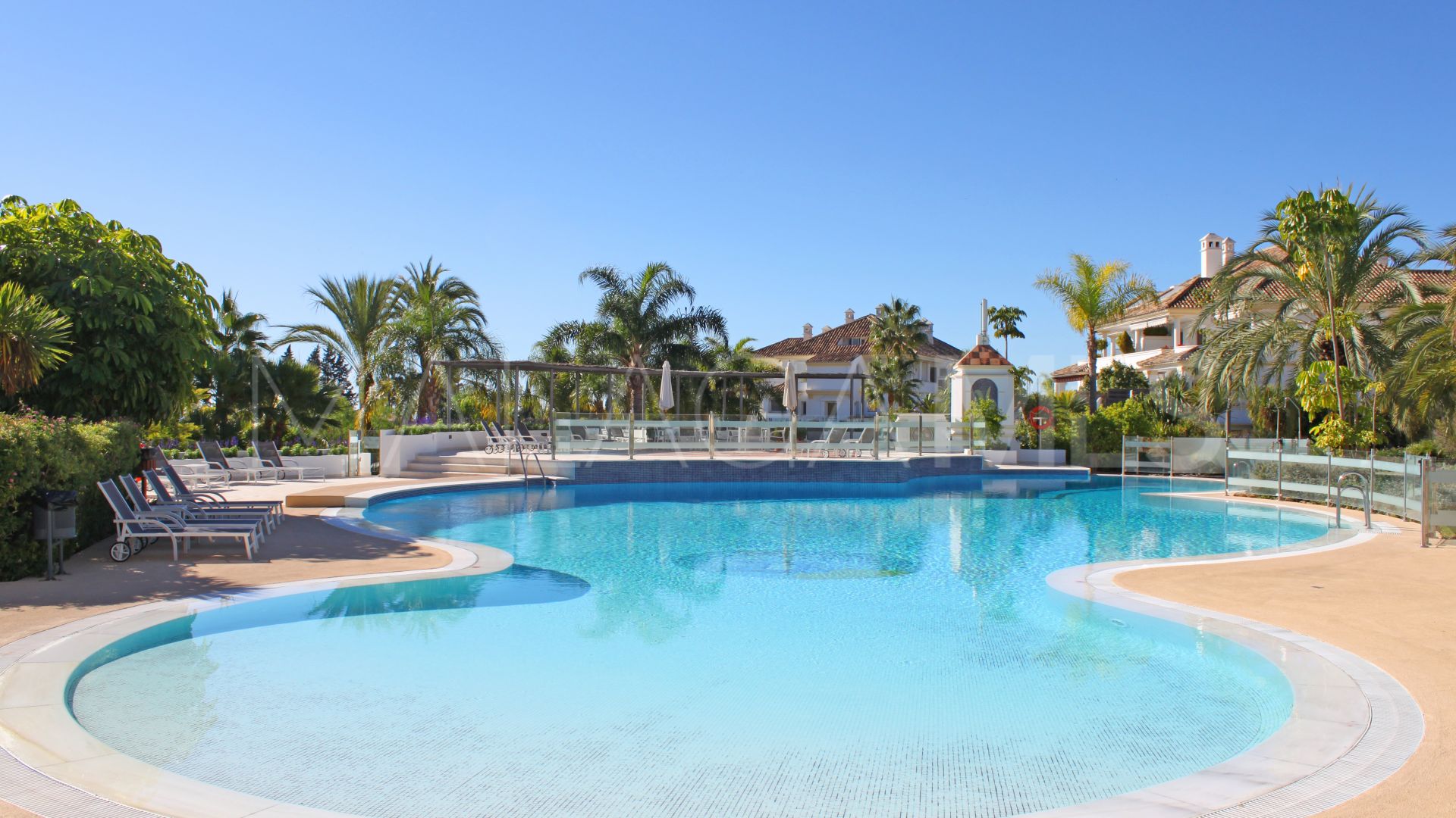 Markplanslägenhet for sale in Monte Paraiso