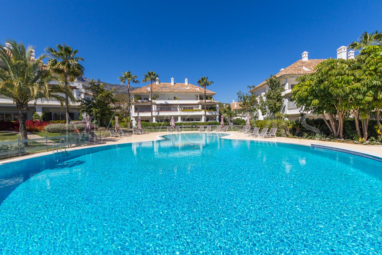 Markplanslägenhet for sale in Monte Paraiso