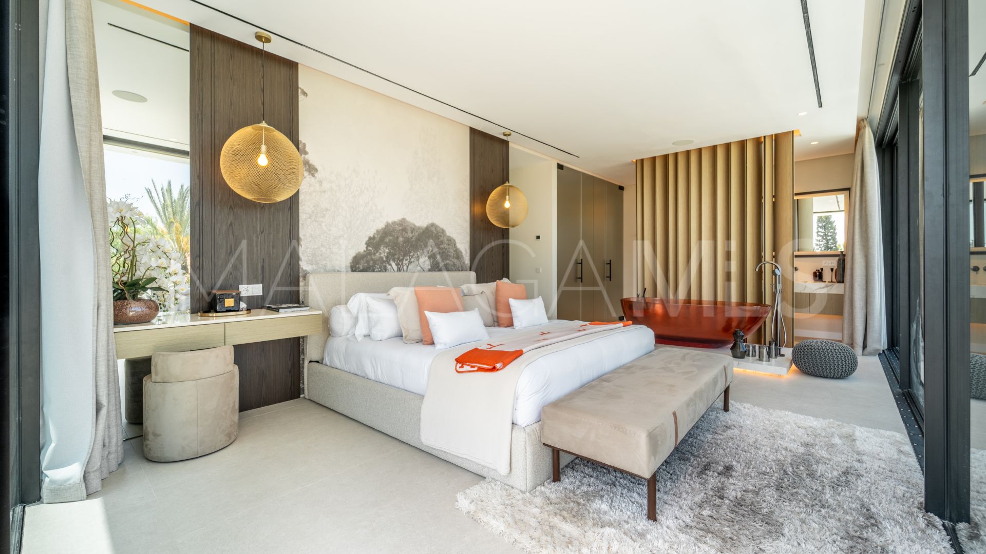Villa for sale in Los Monteros Palm Beach