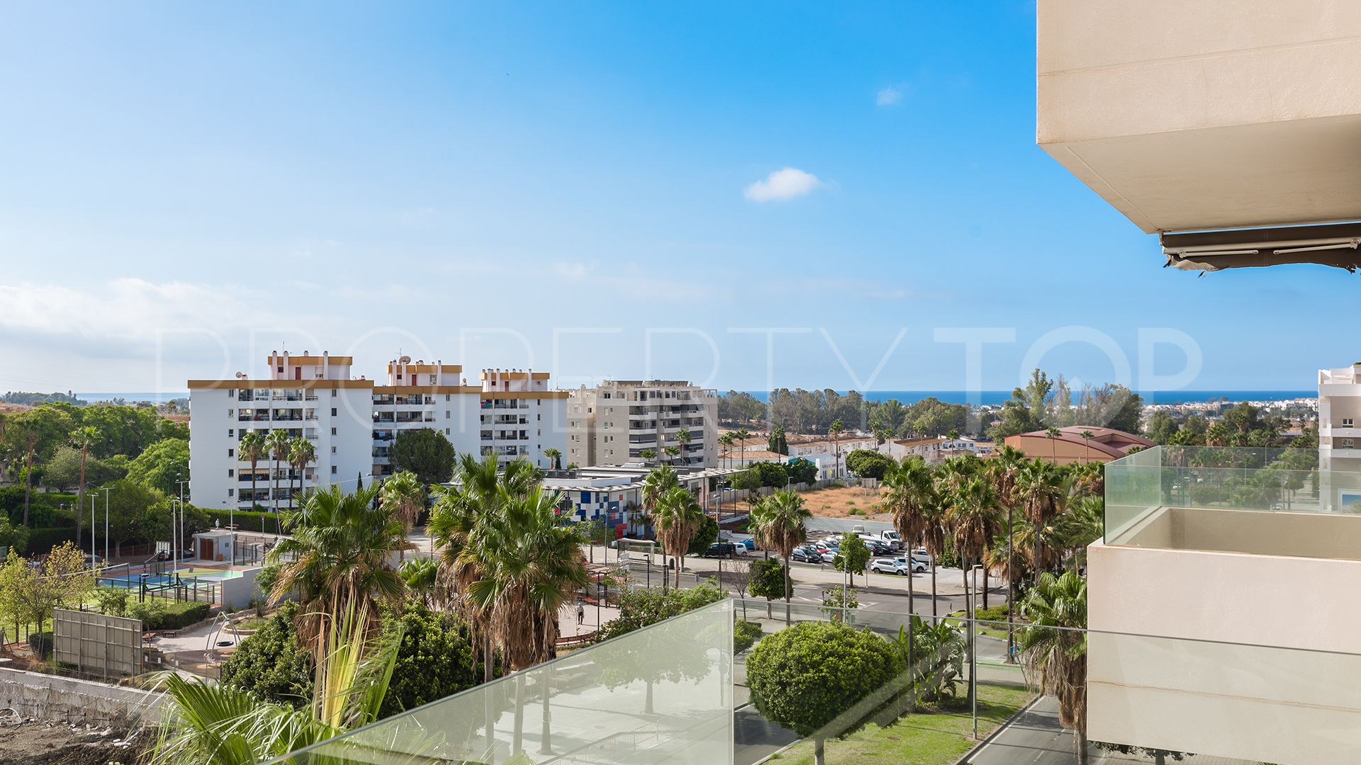 2 bedrooms La Campana apartment for sale