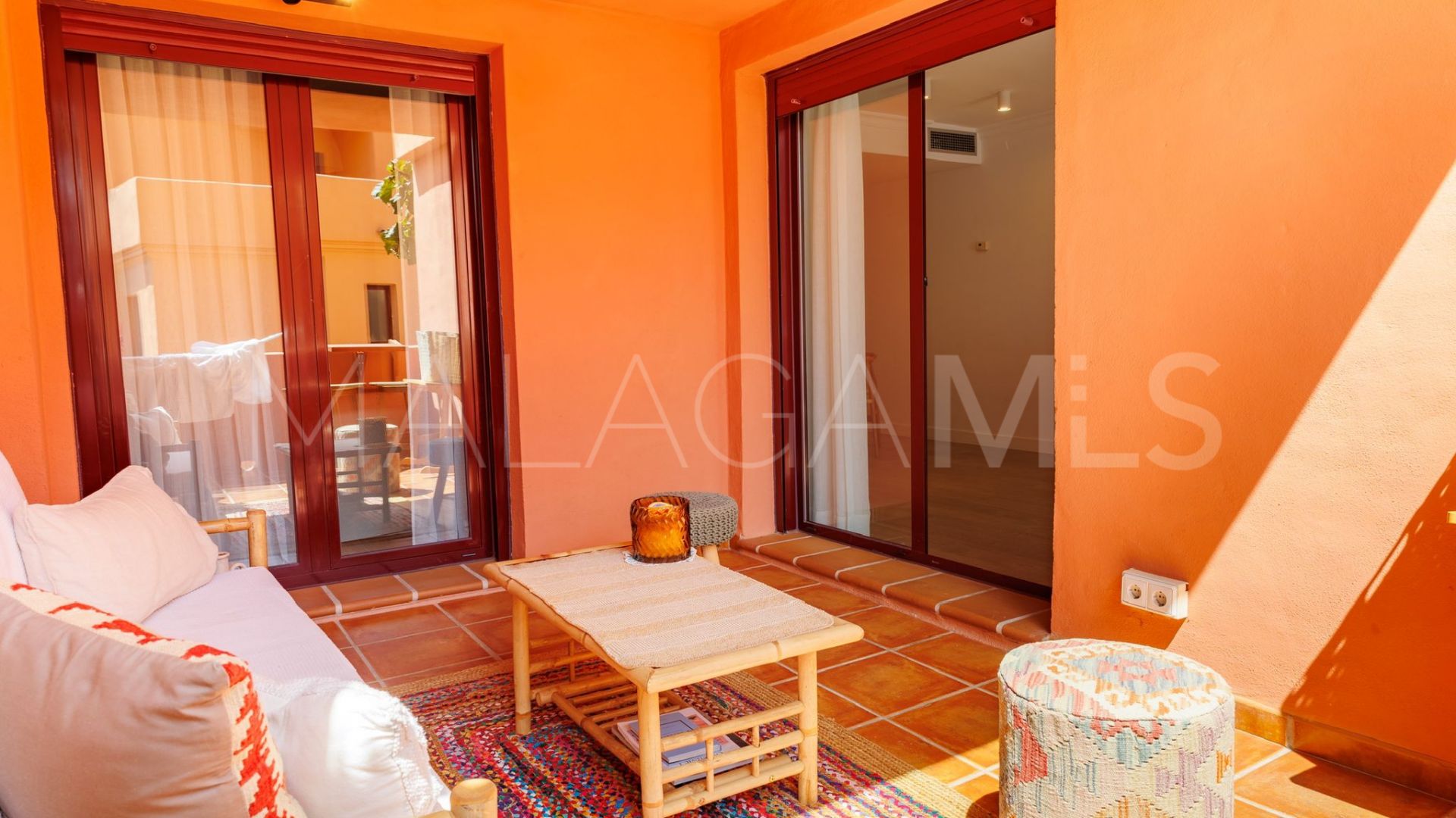 For sale Altos del Paraiso ground floor apartment