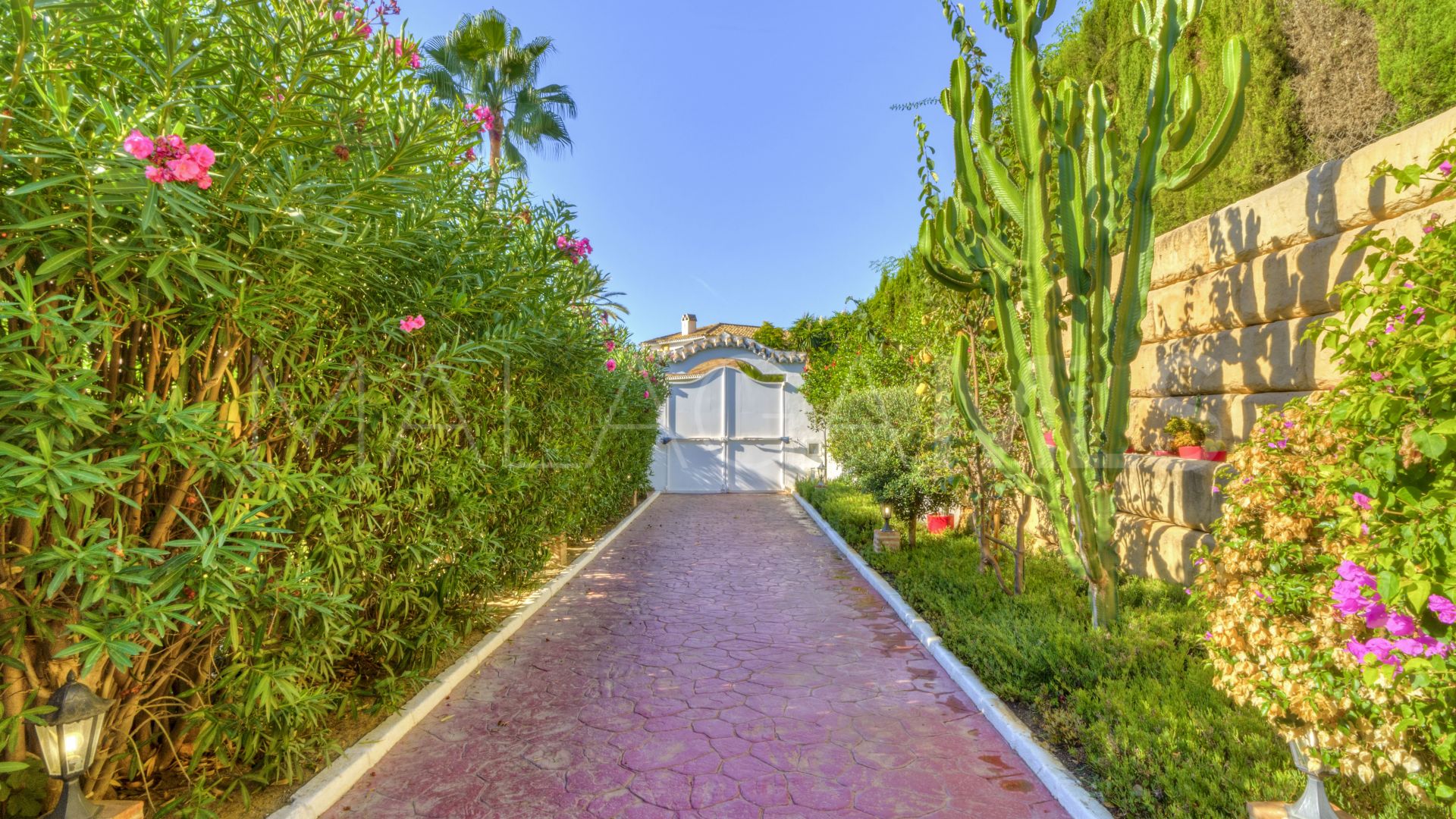 Villa for sale in Rocio de Nagüeles